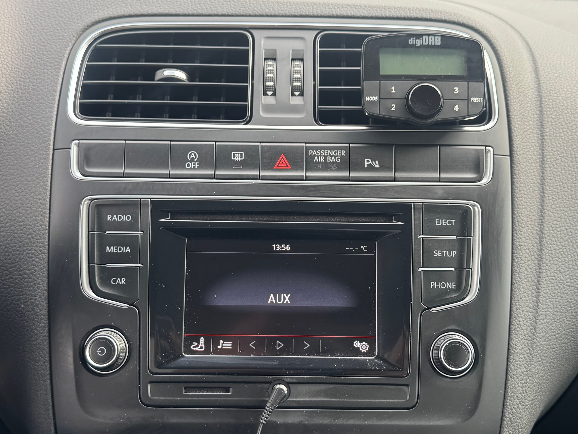 VW Polo 1.2 TSI BMT Comfortline-image-11