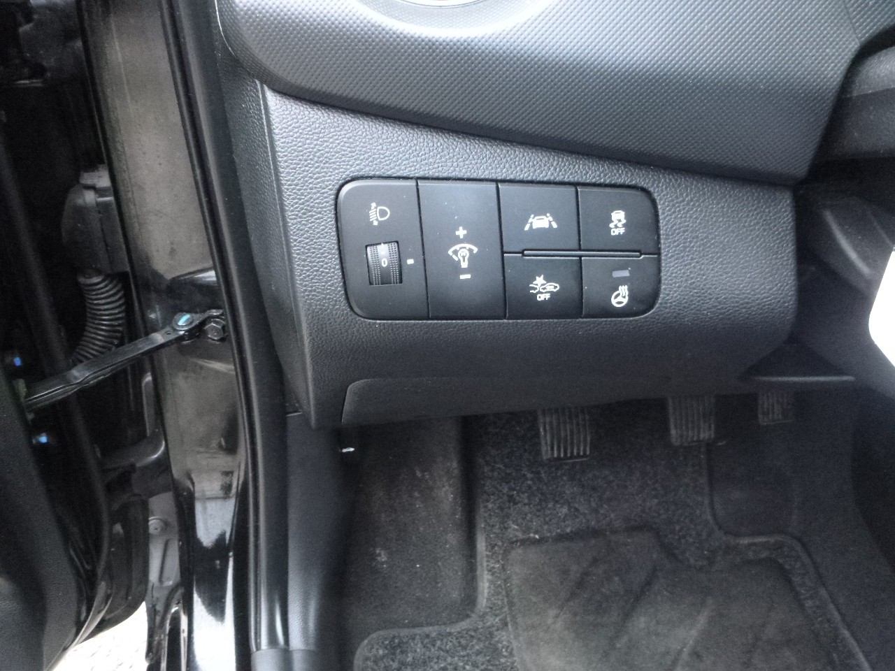 HYUNDAI i10 1.2 Vertex-image-16