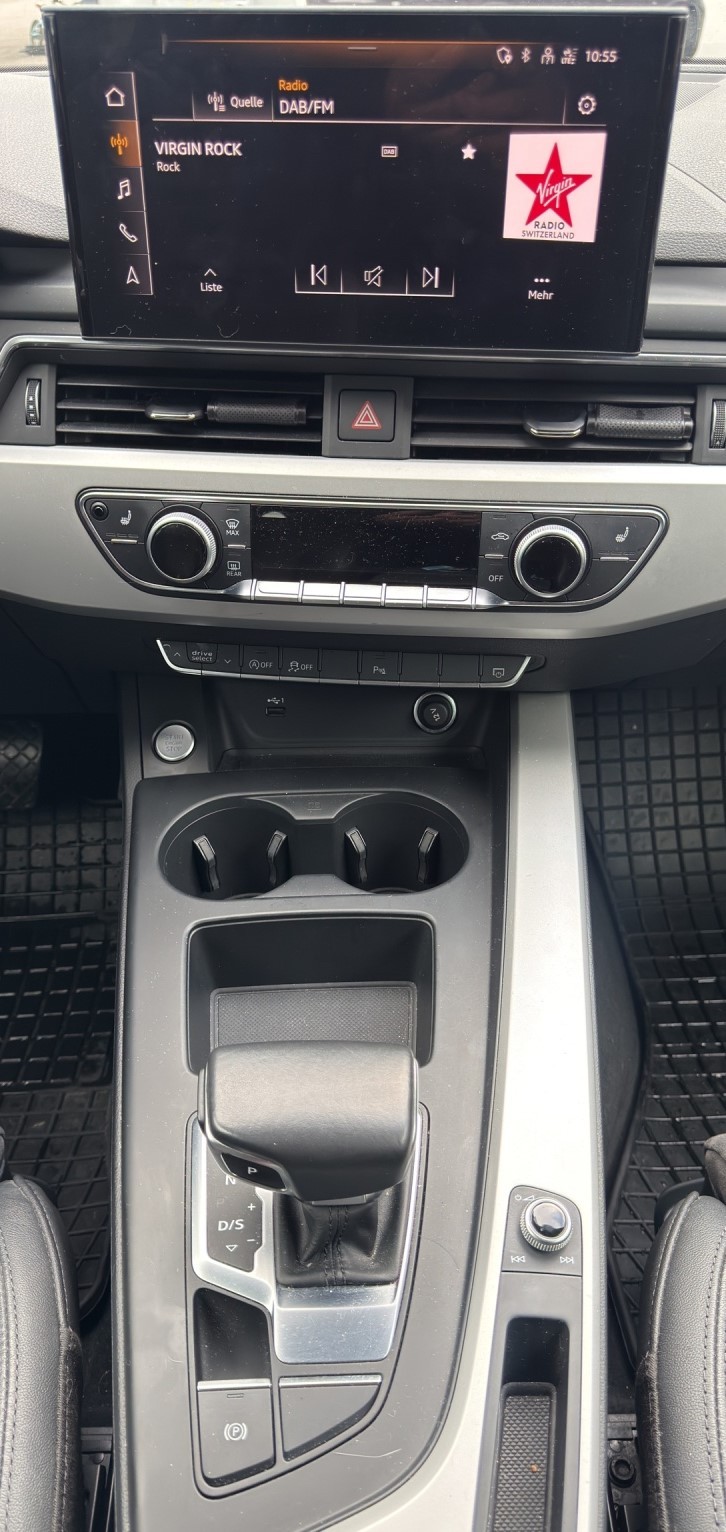 AUDI A4 Avant 40 TDI Attraction quattro S-tronic-image-10