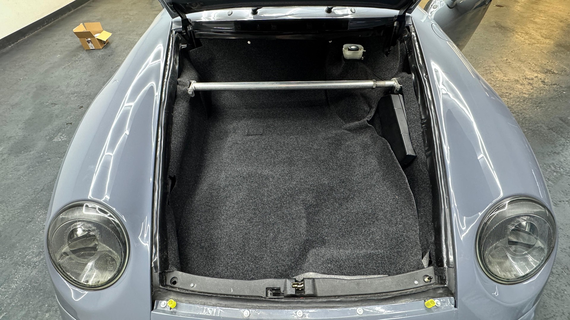 PORSCHE 911 SC-image-11
