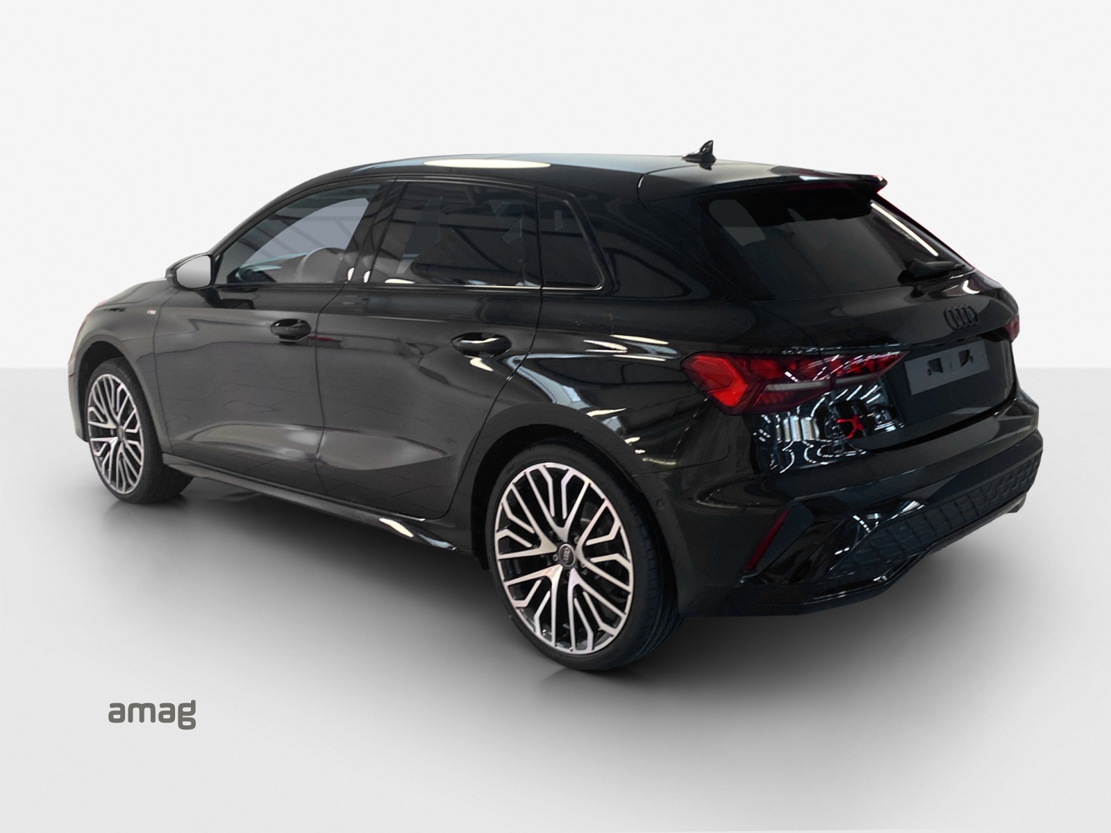 AUDI A3 Sportback TFSI 110 kW S line Attraction S tronic-showroom-element-2