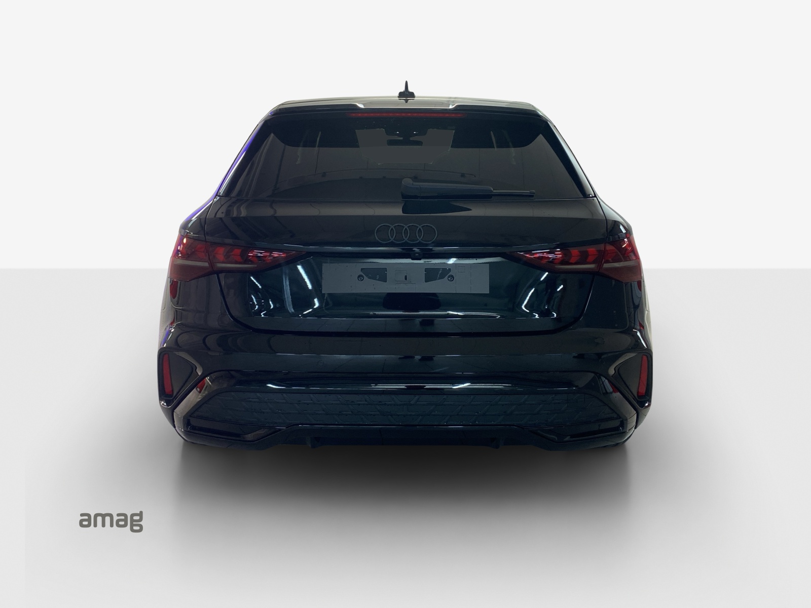 AUDI A3 Sportback TFSI 110 kW S line Attraction S tronic-showroom-element-3