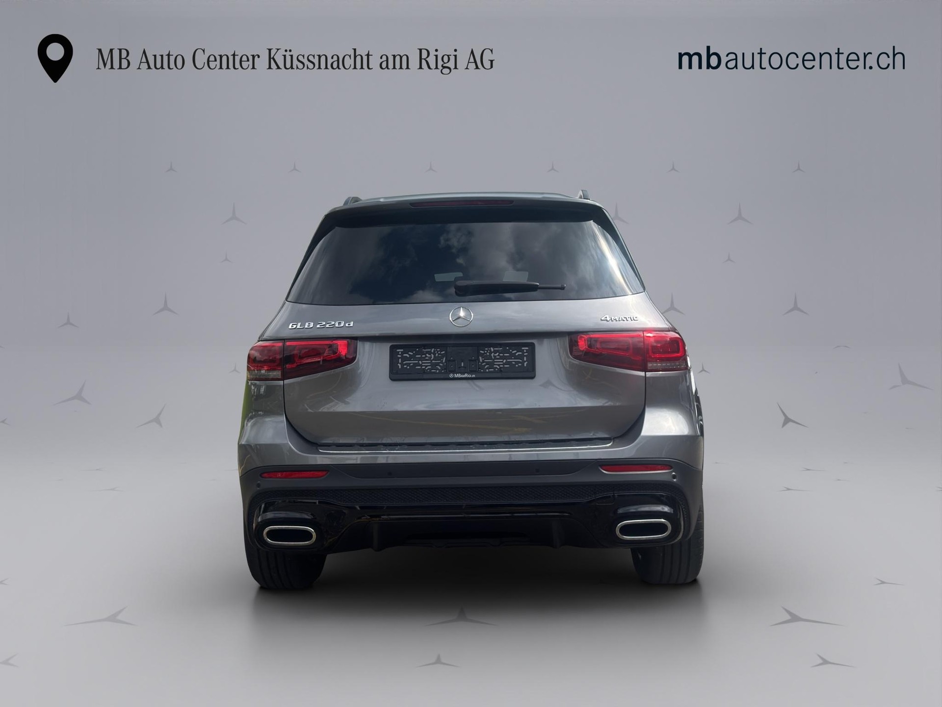 MERCEDES-BENZ GLB 220 d AMG Line 4matic-image-4