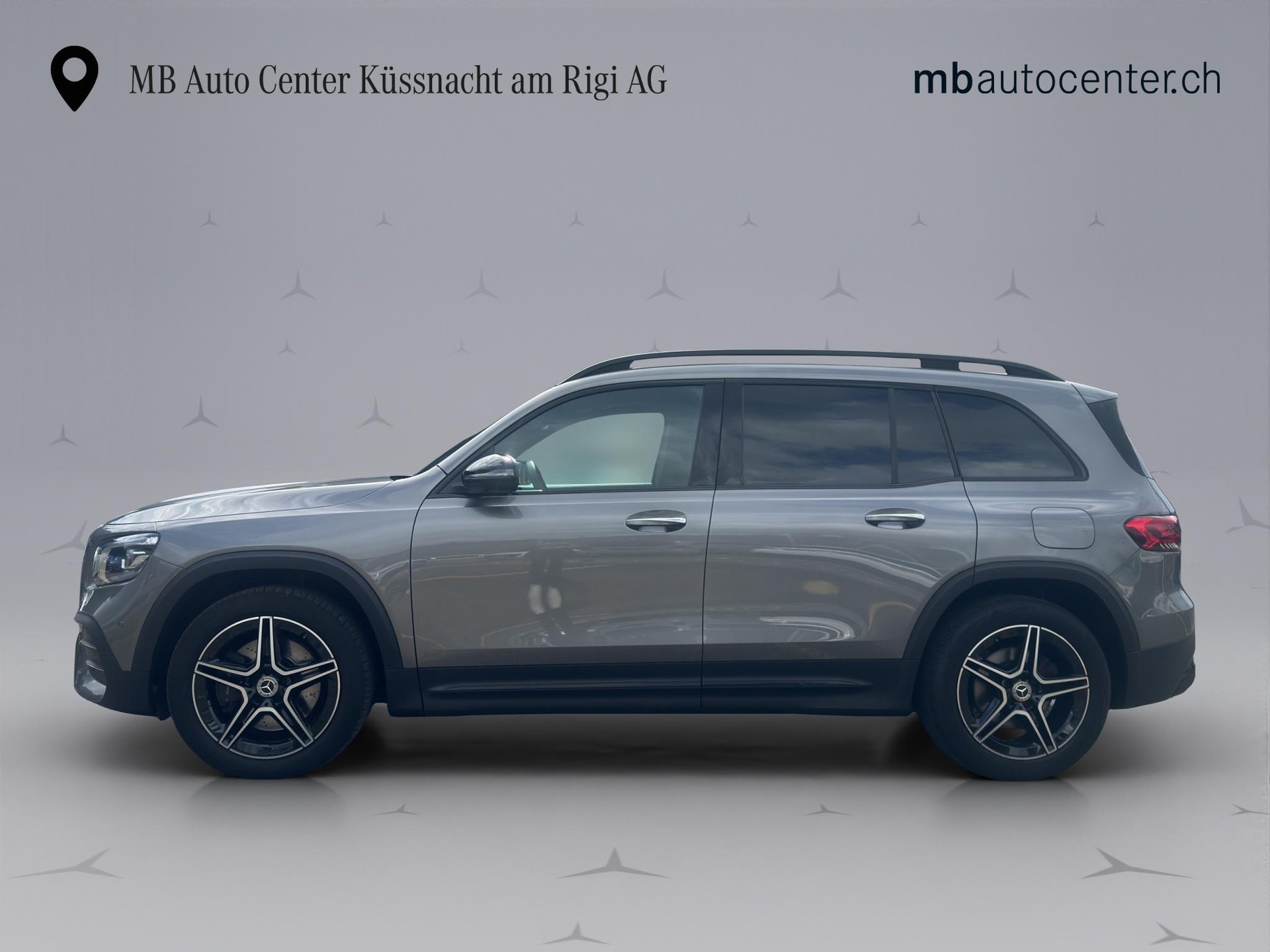 MERCEDES-BENZ GLB 220 d AMG Line 4matic-showroom-element-2