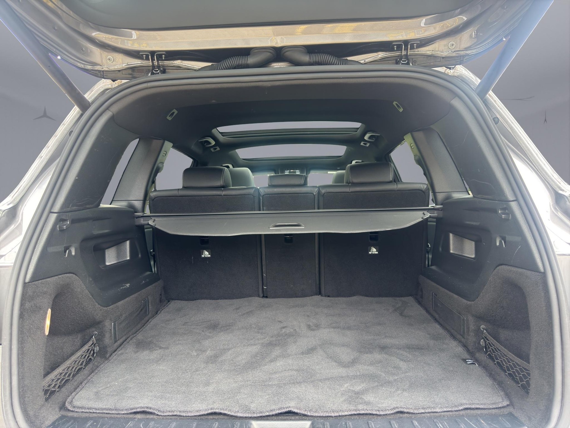 MERCEDES-BENZ GLB 220 d AMG Line 4matic-image-16
