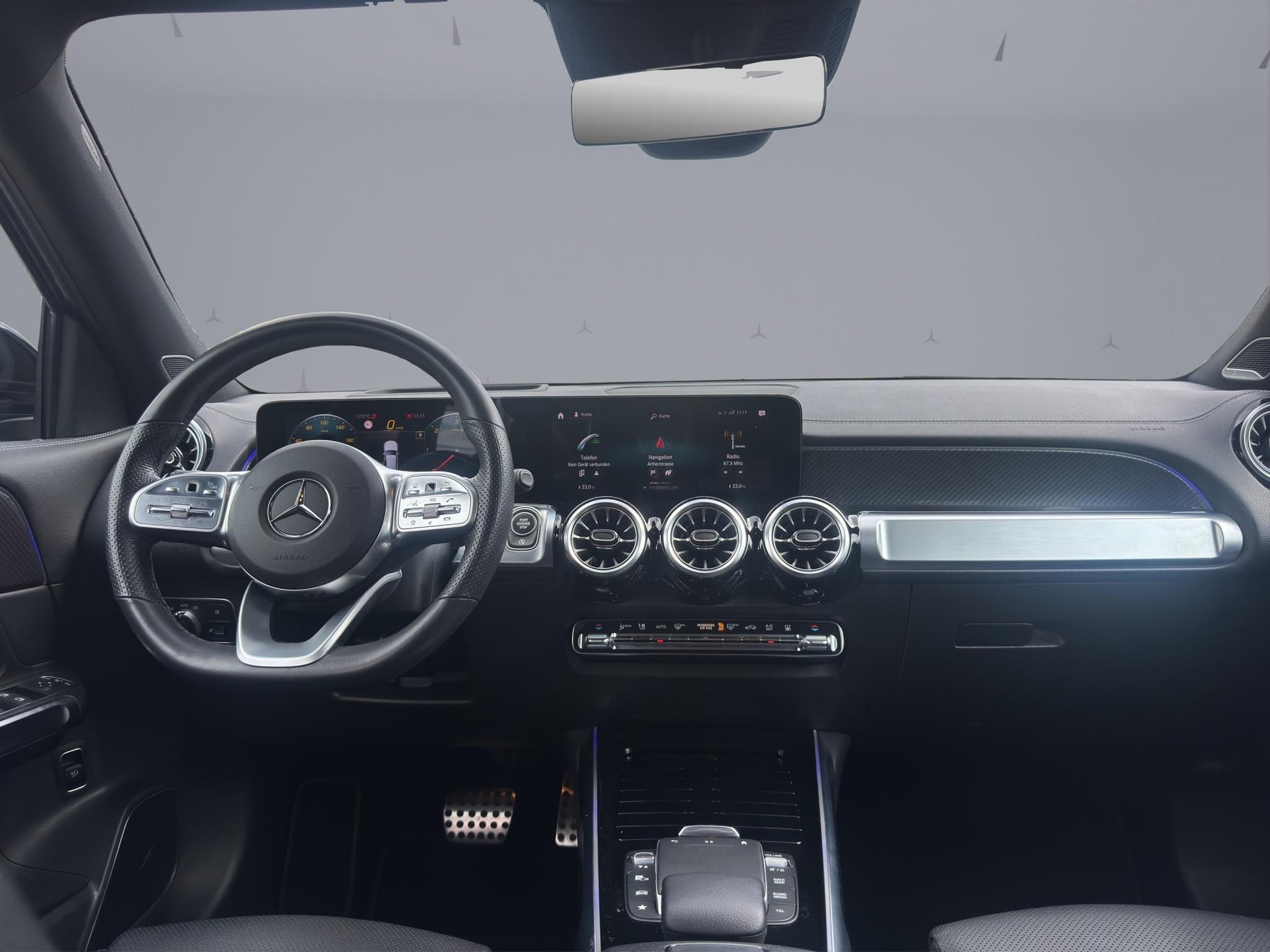 MERCEDES-BENZ GLB 220 d AMG Line 4matic-image-11