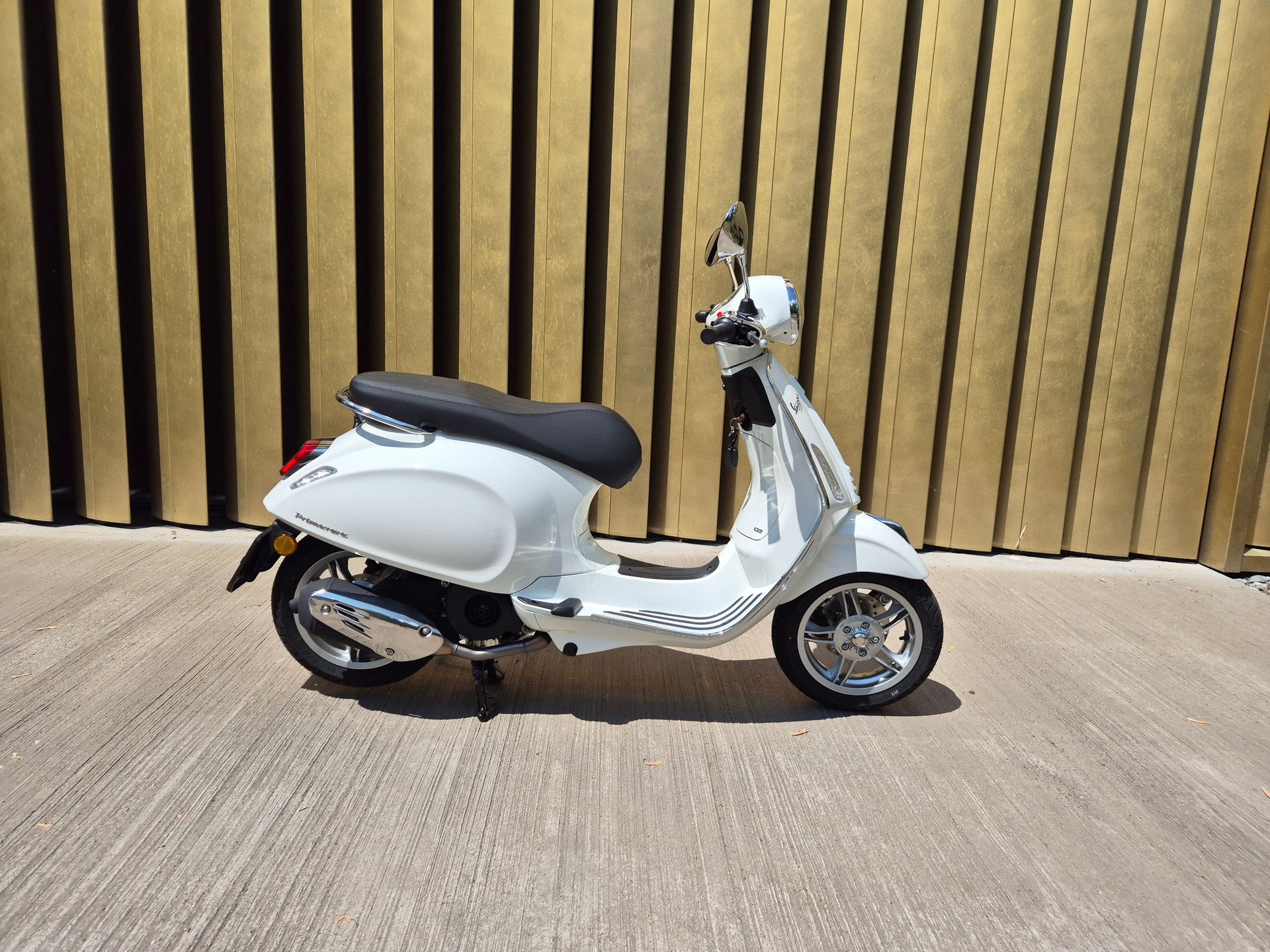 PIAGGIO Vespa Primavera 125-image-2