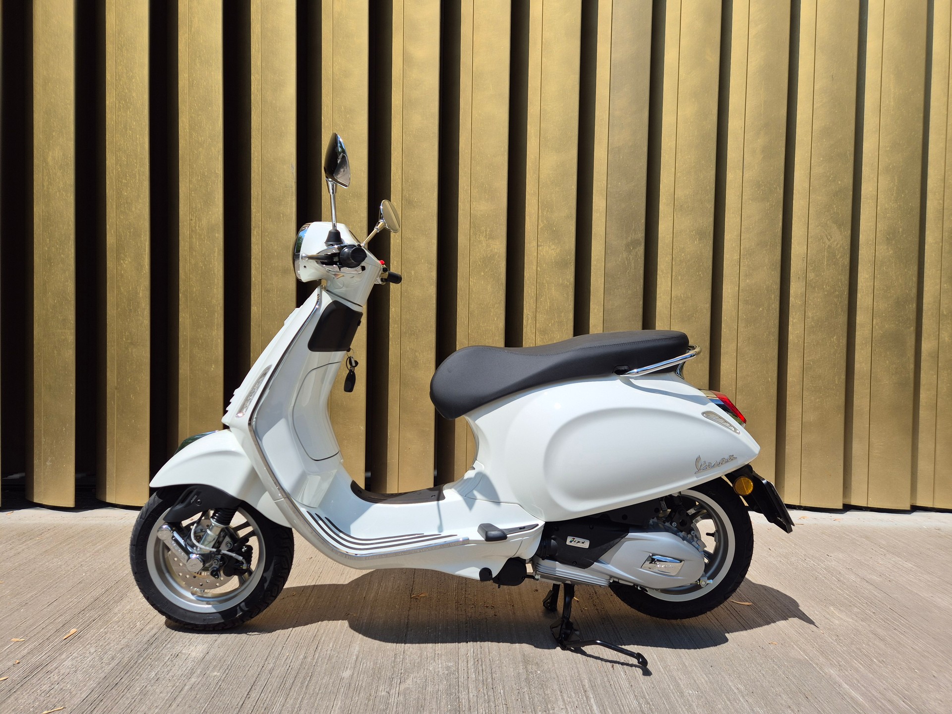 PIAGGIO Vespa Primavera 125-image-1