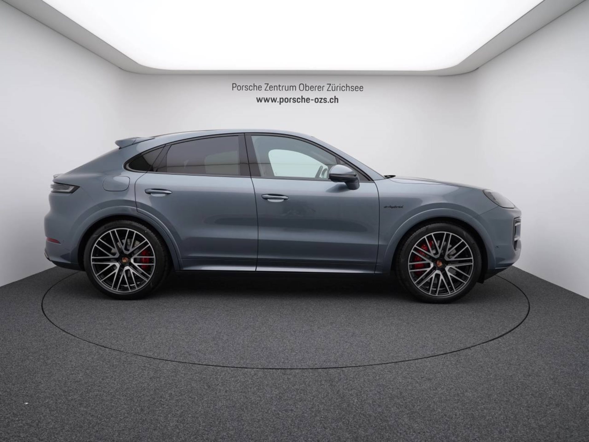 PORSCHE Cayenne S E-Hybrid Coupé Black Edition-image-7