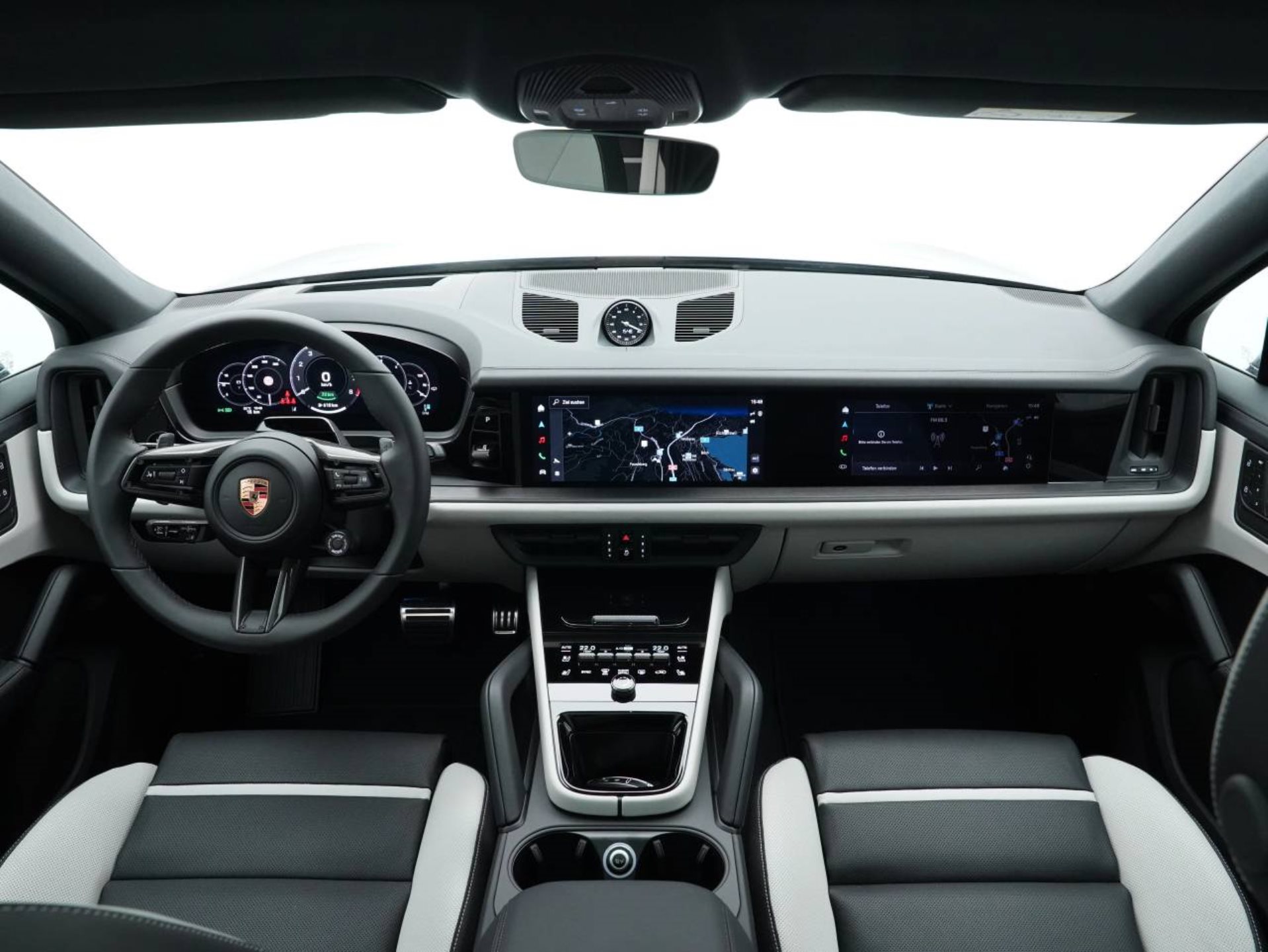 PORSCHE Cayenne S E-Hybrid Coupé Black Edition-image-14
