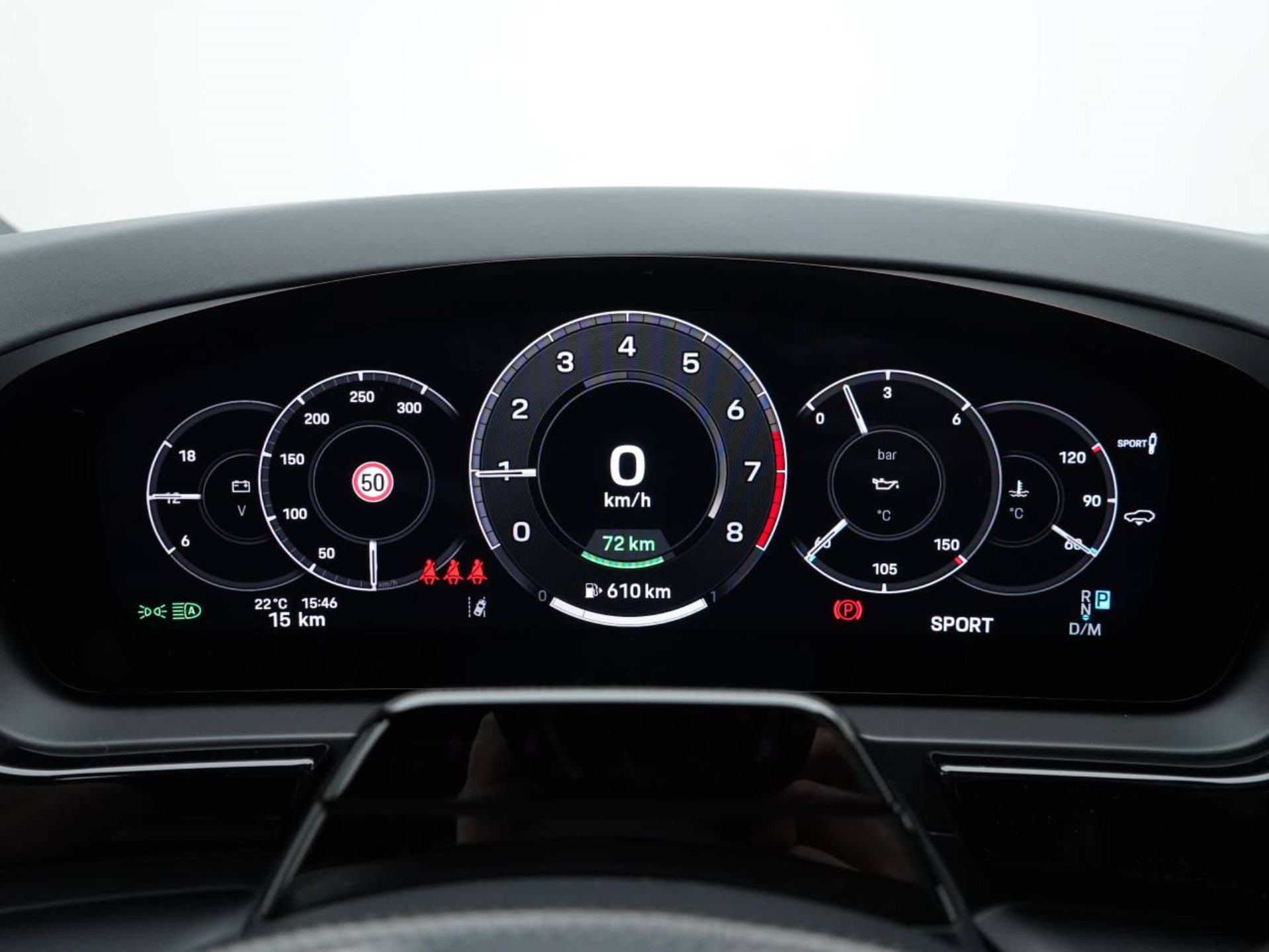 PORSCHE Cayenne S E-Hybrid Coupé Black Edition-image-16