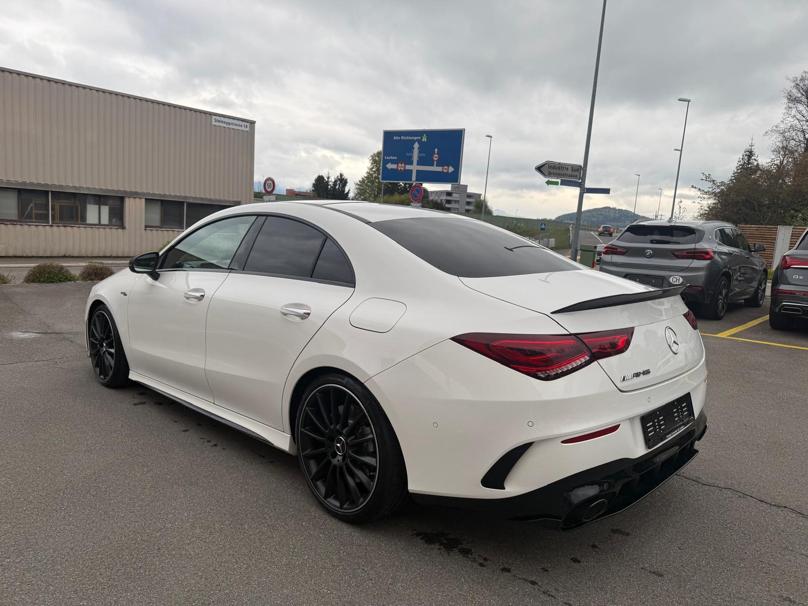 MERCEDES-BENZ CLA 35 AMG 4Matic 7G-DCT-showroom-element-2