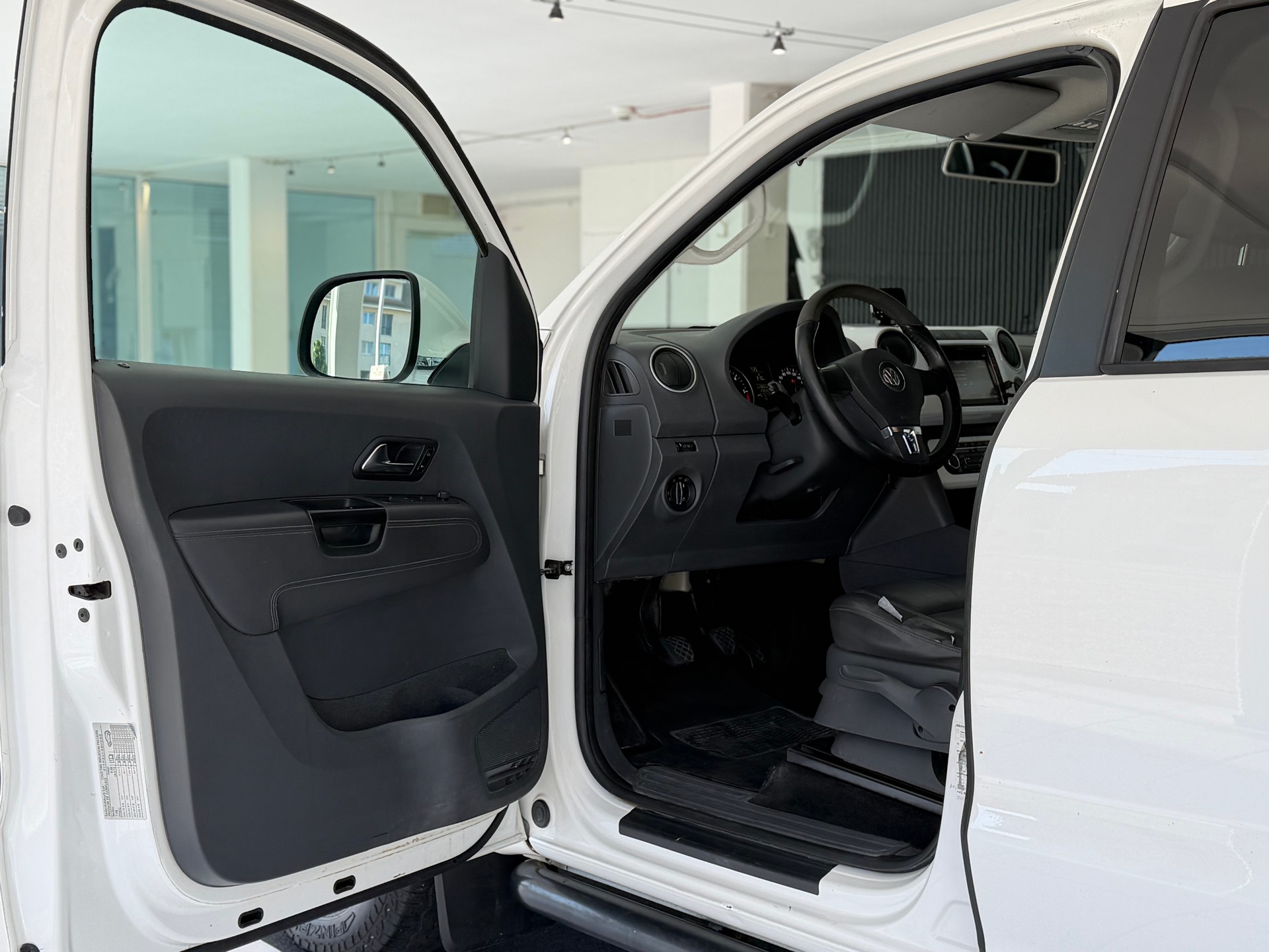 VW Amarok 2.0 BiTDI Highline 4Motion permanent-image-9