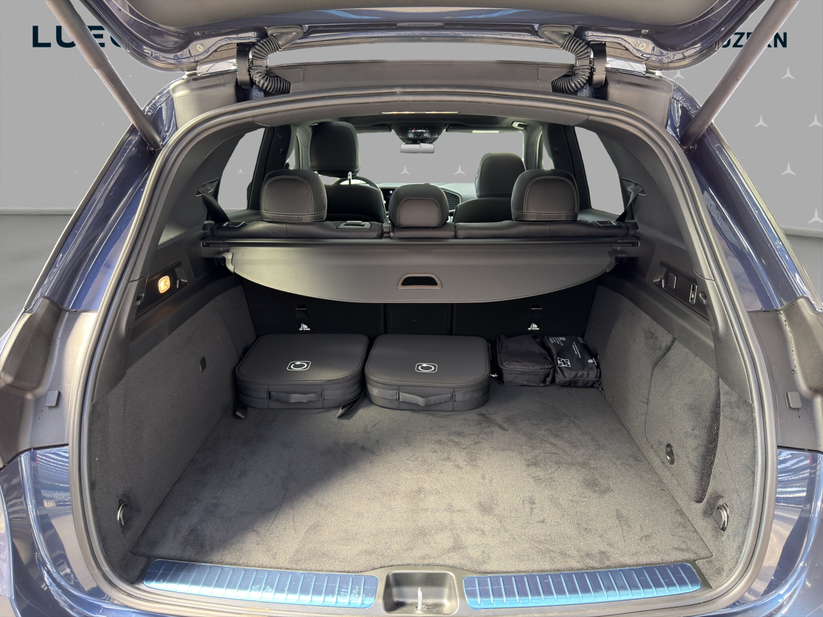 MERCEDES-BENZ GLE 350 de EQ Hybrid 4Matic 9G-Tronic EQ Star-image-14