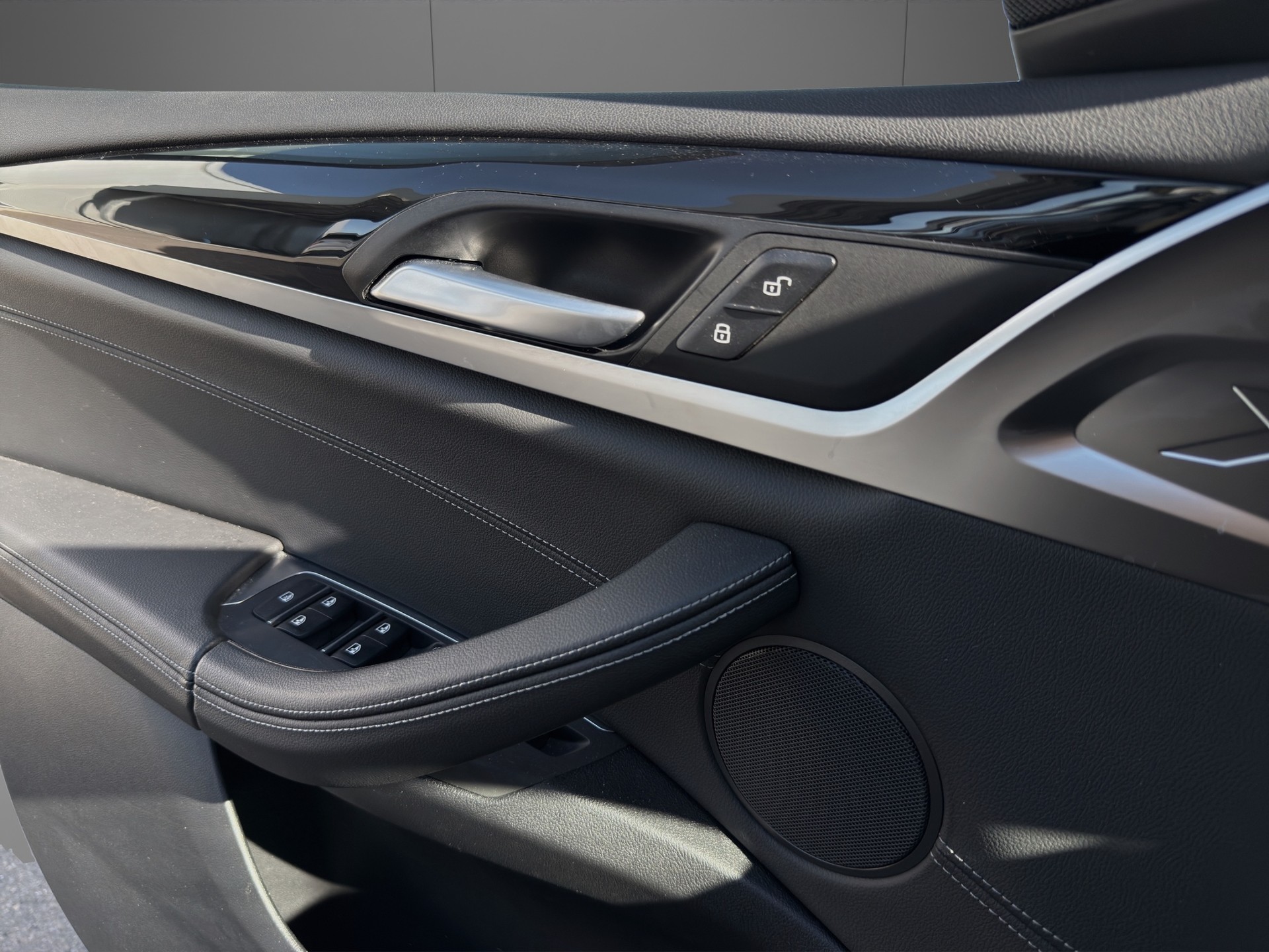 BMW X3 xDrive 30e-image-16