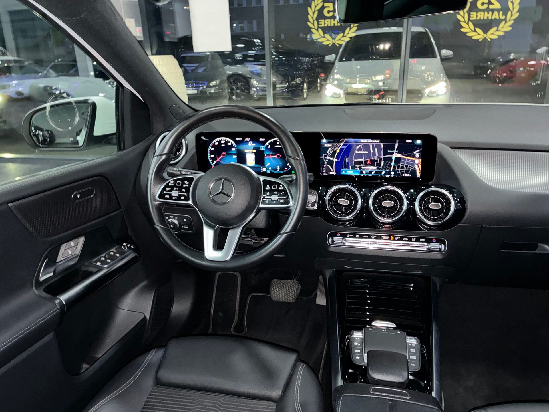MERCEDES-BENZ B 220 d 4Matic Swiss Star 8G-DCT-image-8