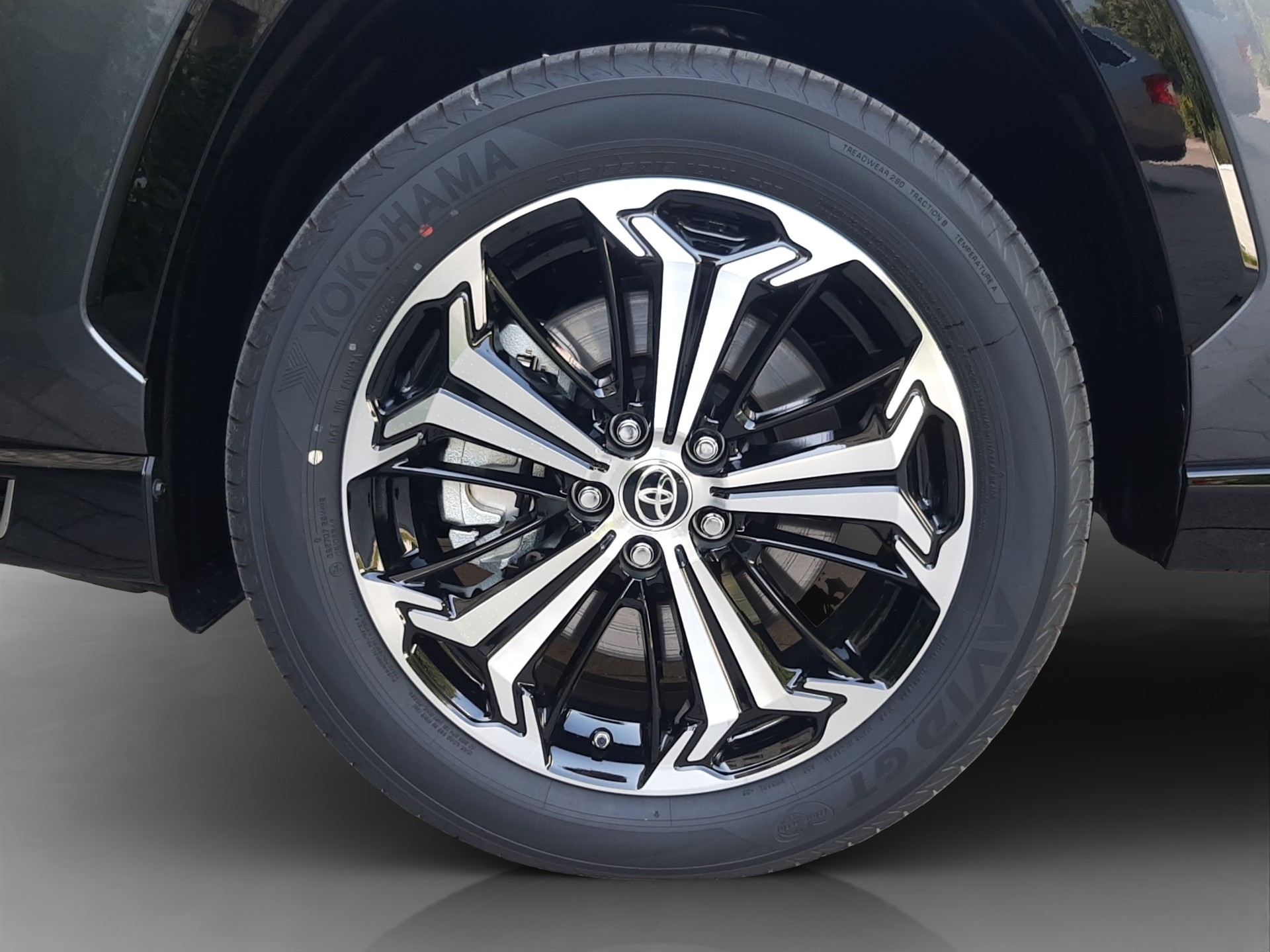 TOYOTA RAV4 2.5 Plug-In-Hybrid Platinum-image-29