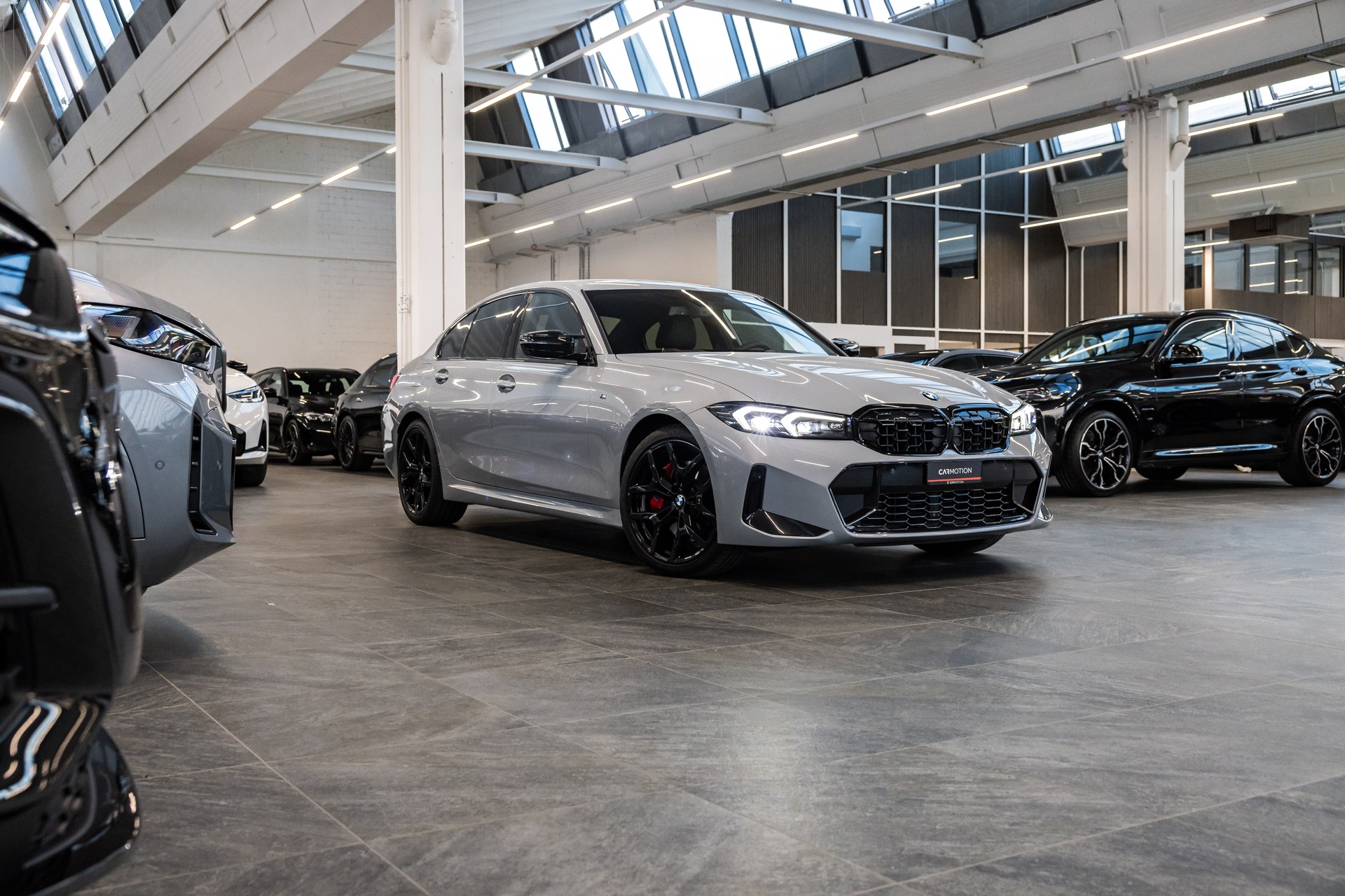BMW M340i xDrive M Sport Pro / LCI / 360°Kamera / el.Sitze / HeadUp-showroom-element-2