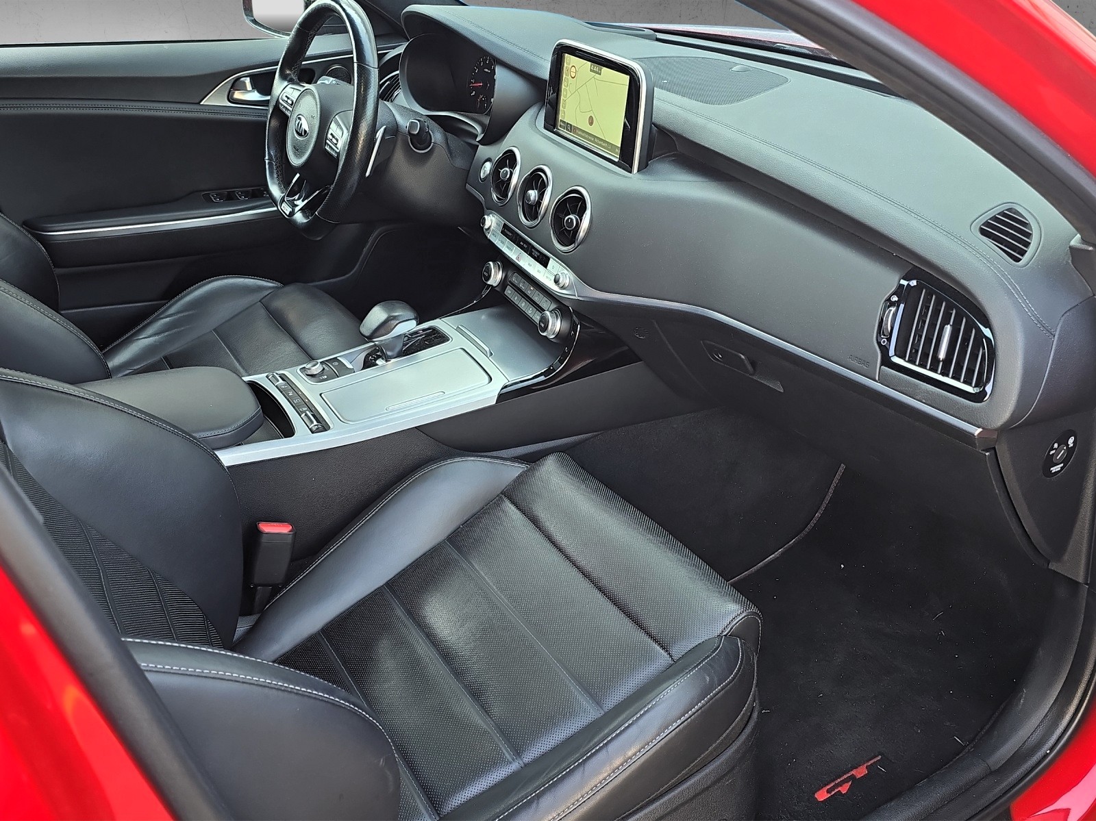 KIA Stinger 3.3 T-GDi GT Automat AWD-showroom-element-1