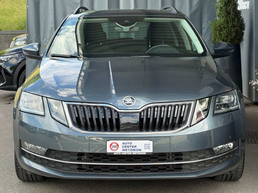 SKODA Octavia Combi 1.5 TSi Style-image-0