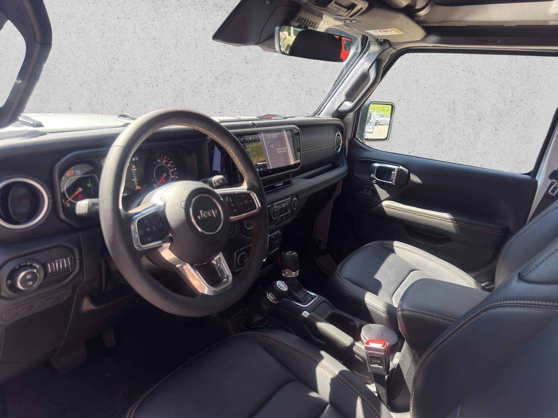 JEEP Wrangler 2.0 Turbo Sahara Unlimited-image-8