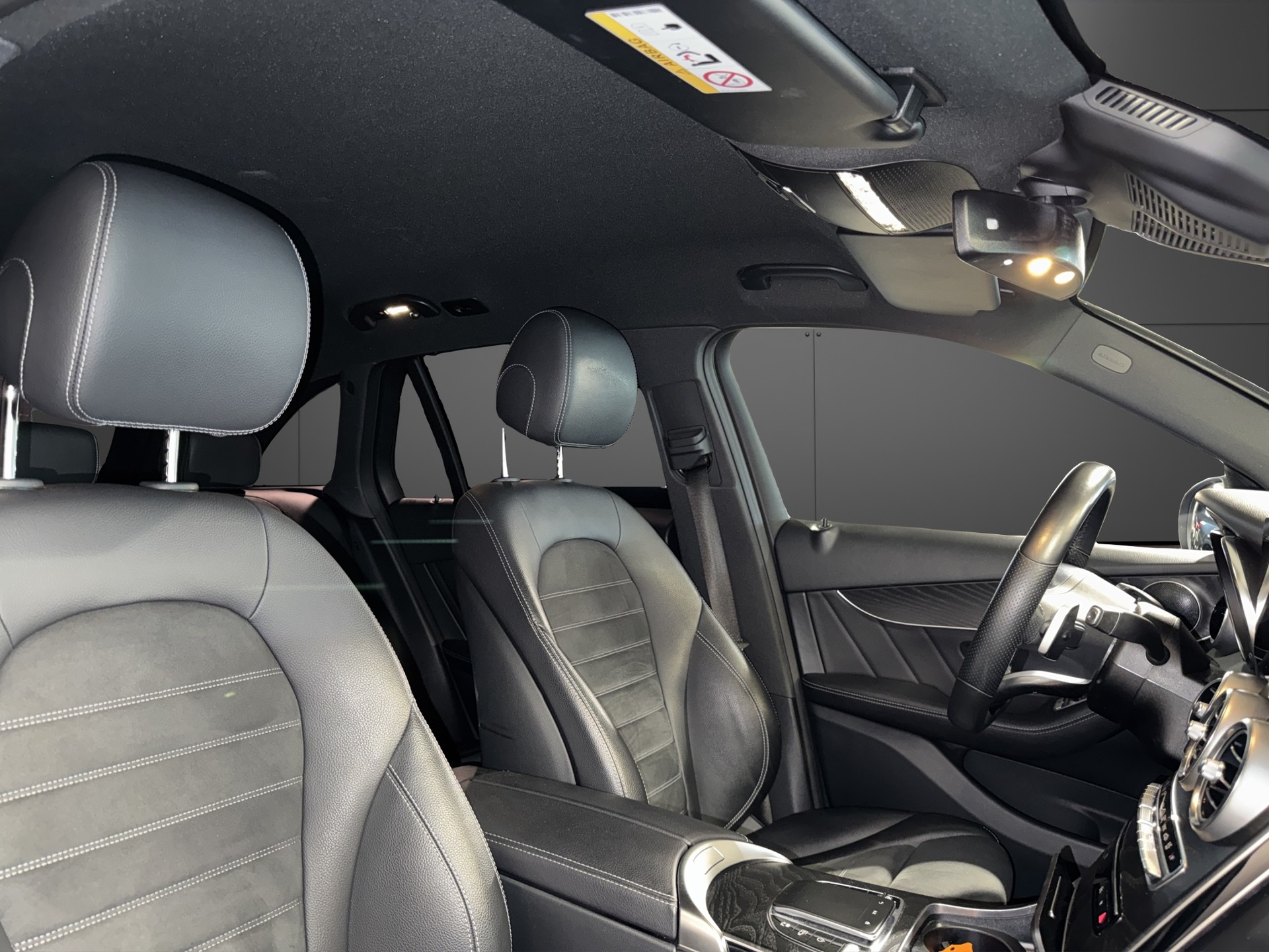 MERCEDES-BENZ GLC 200 AMG Line 4m-image-20