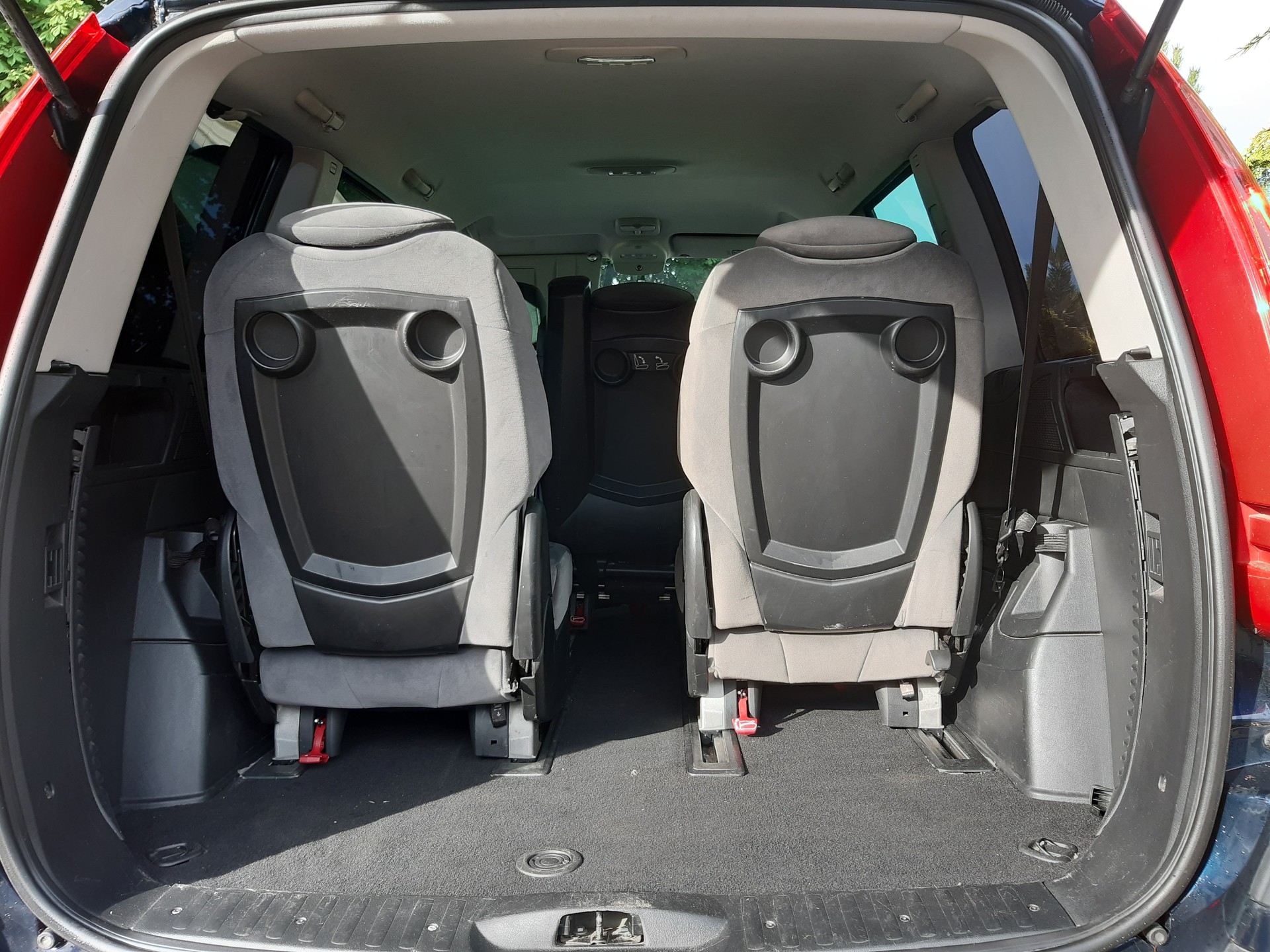 CITROEN C8 2.0 16V Essentiel (X)-image-11