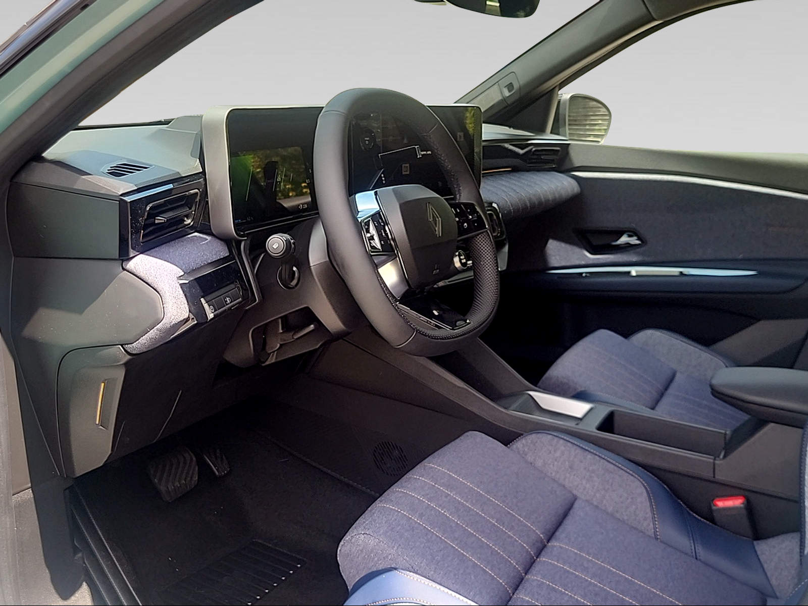 RENAULT R4 E-Tech Comfort Range plein sud techno-image-3