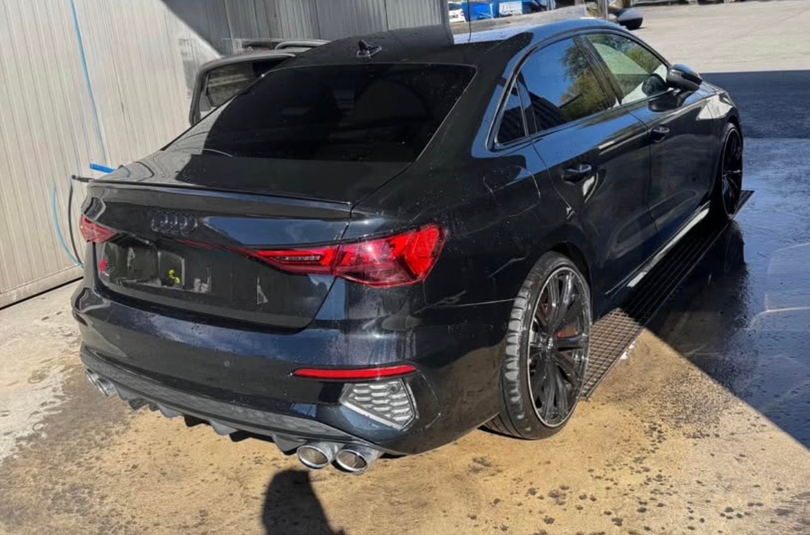 AUDI S3 Limousine 2.0 TFSI quattro S-tronic-image-6