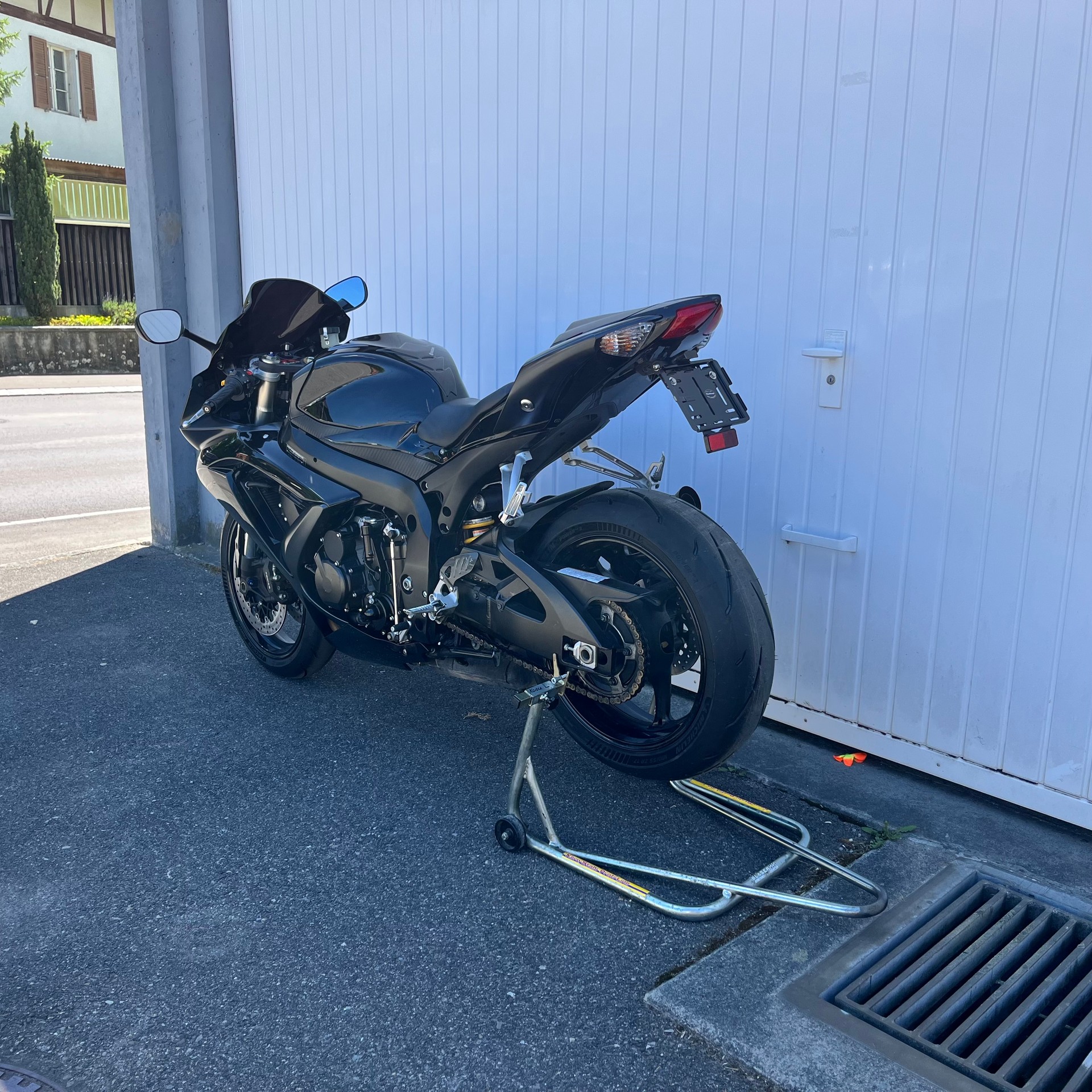 SUZUKI GSX-R 600 K8-image-3