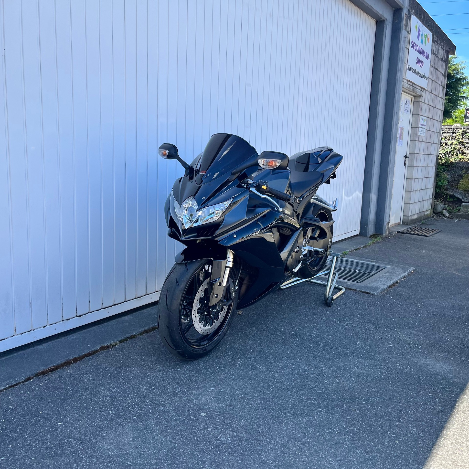 SUZUKI GSX-R 600 K8-image-0
