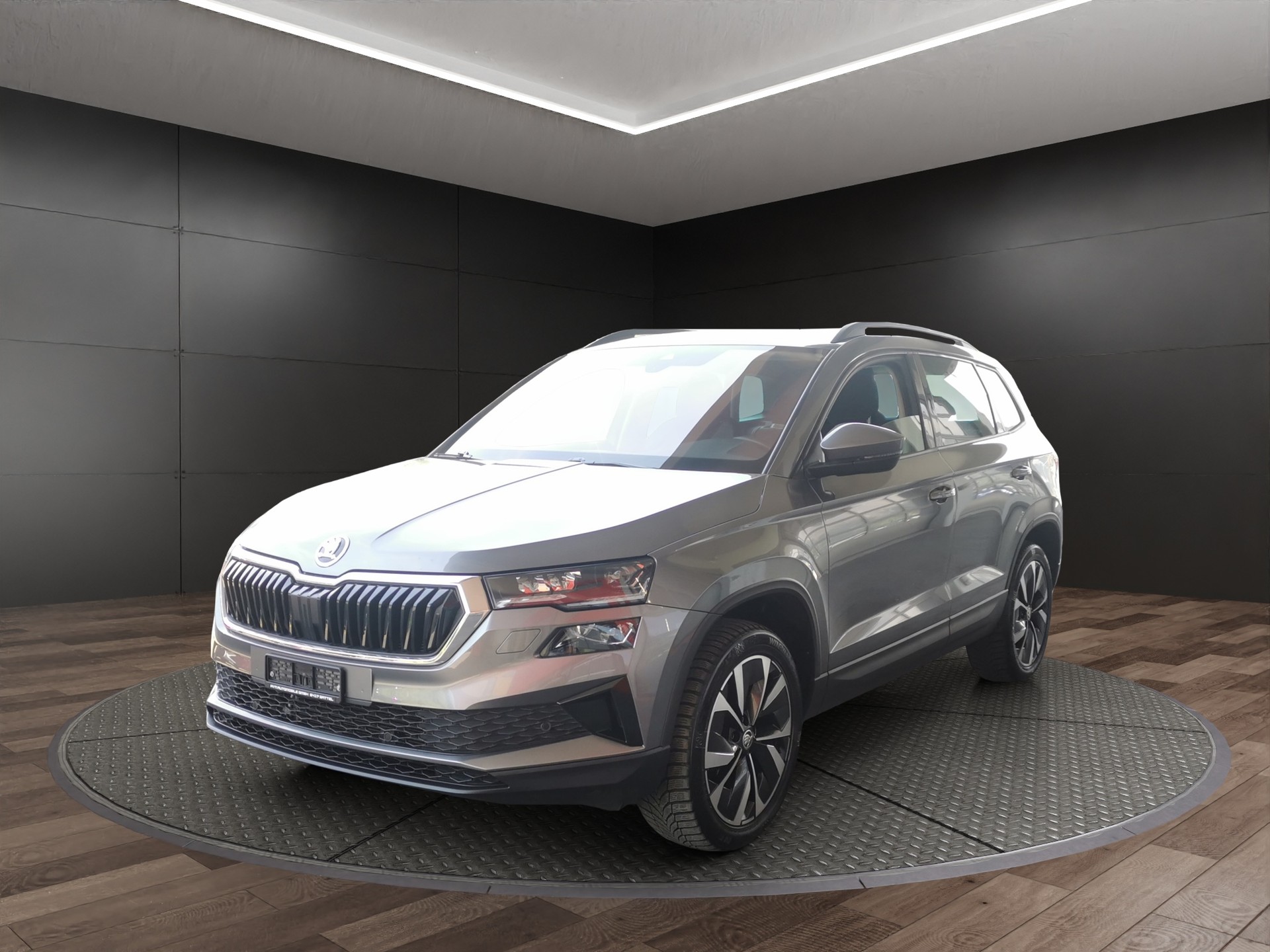 SKODA Karoq 2.0 TDI CR Style 4x4 DSG-showroom-element-1