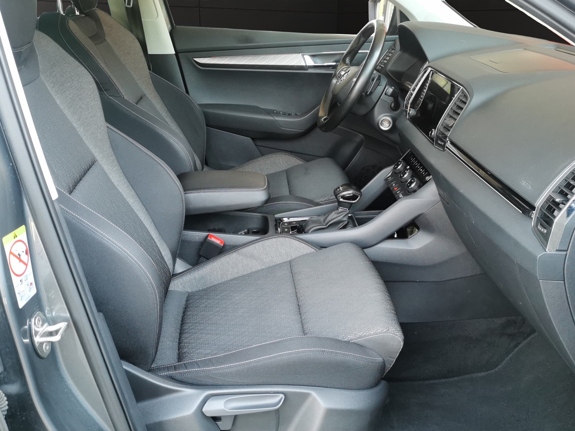 SKODA Karoq 2.0 TDI CR Style 4x4 DSG-image-14