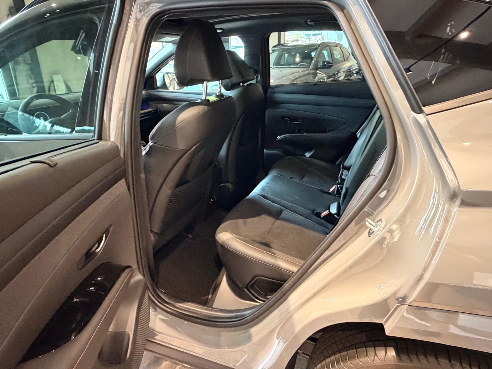 HYUNDAI Tucson 1.6 TGDI PHEV N-Line 4WD Vollausstattung 8-fach-image-29