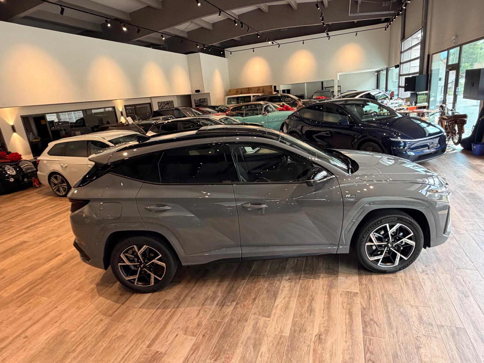 HYUNDAI Tucson 1.6 TGDI PHEV N-Line 4WD Vollausstattung 8-fach-image-11