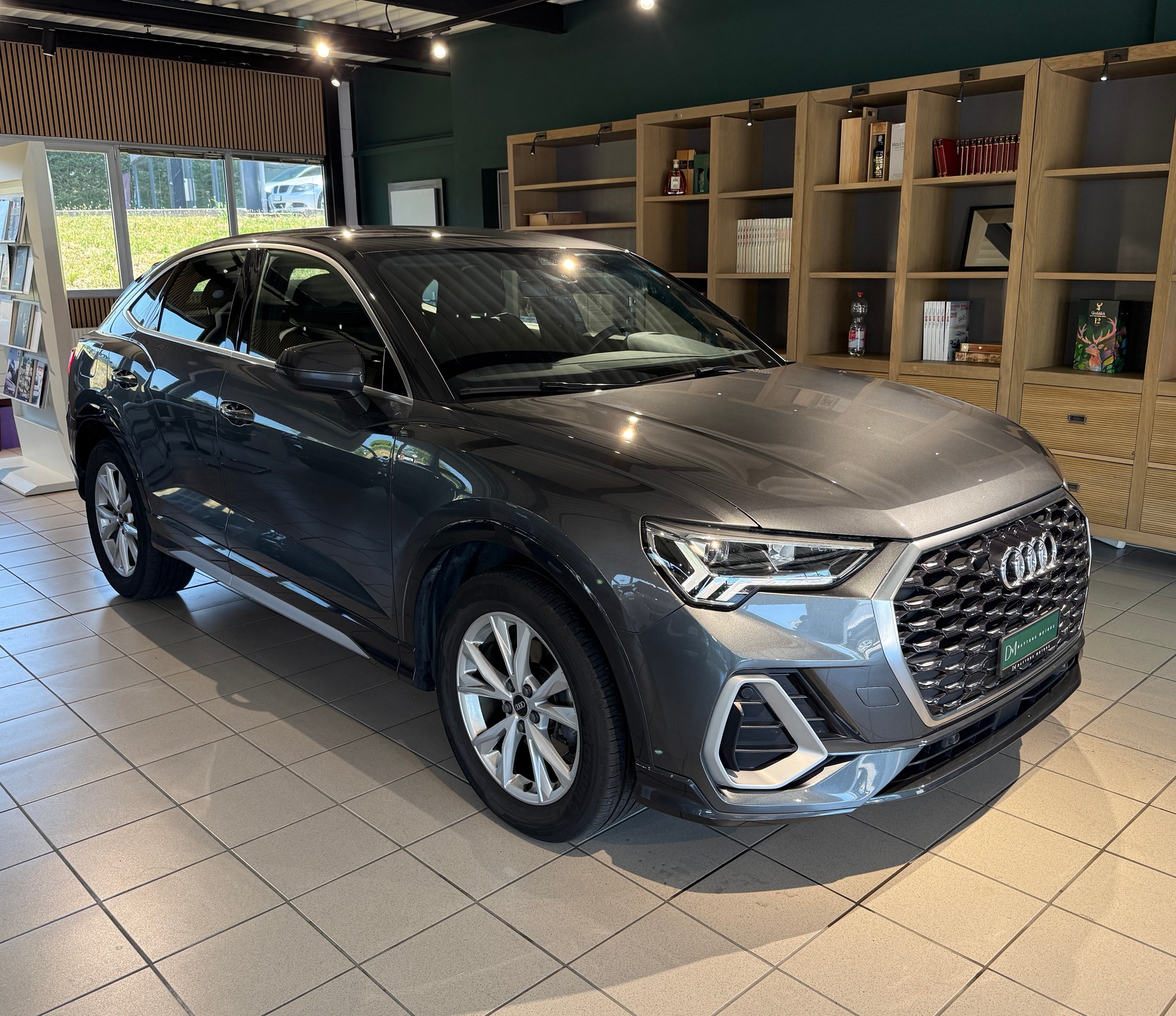 AUDI Q3 Sportback 35 TFSI S line S-tronic-showroom-element-2