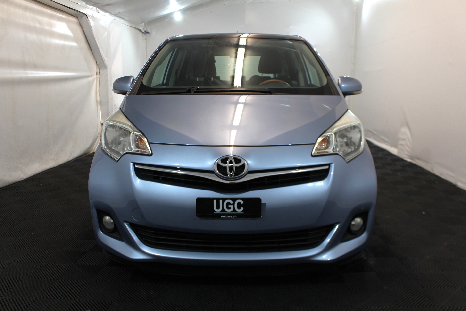 TOYOTA Verso-S 1.4 D-4D Linea Sol-showroom-element-1