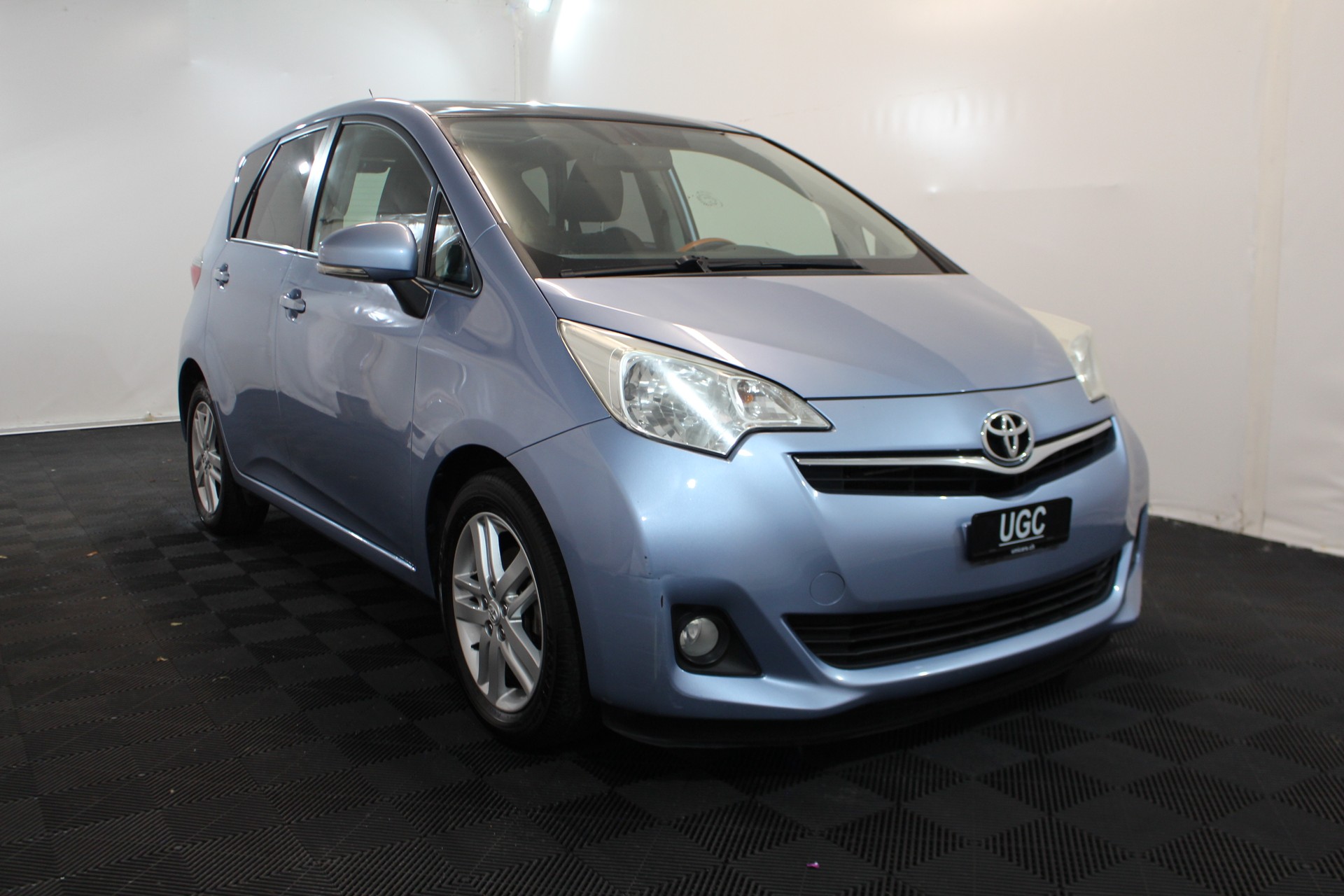 TOYOTA Verso-S 1.4 D-4D Linea Sol