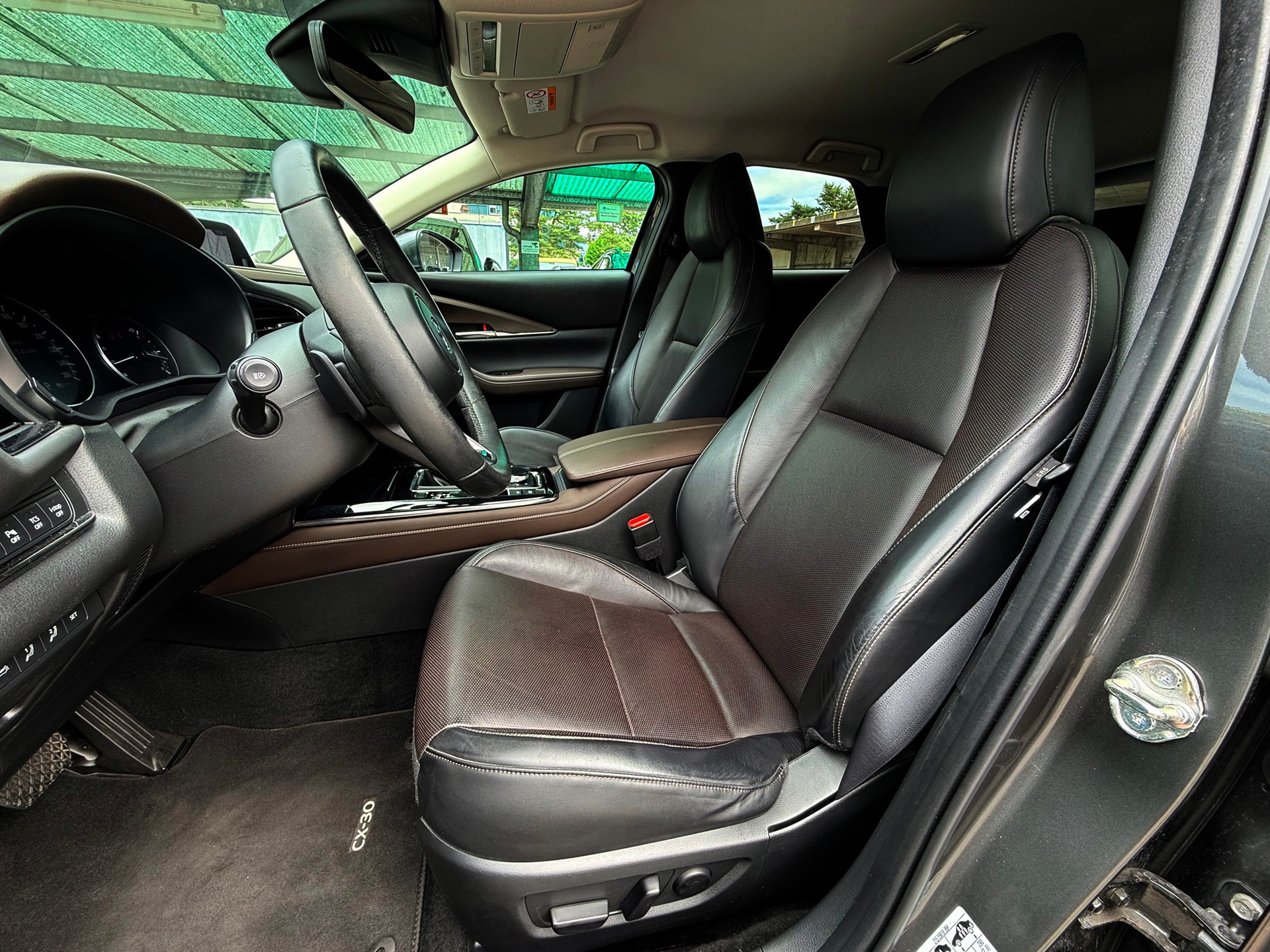 MAZDA CX-30 SKYACTIV-X M Hybrid 180 Revolution AWD Automat Leder-image-6