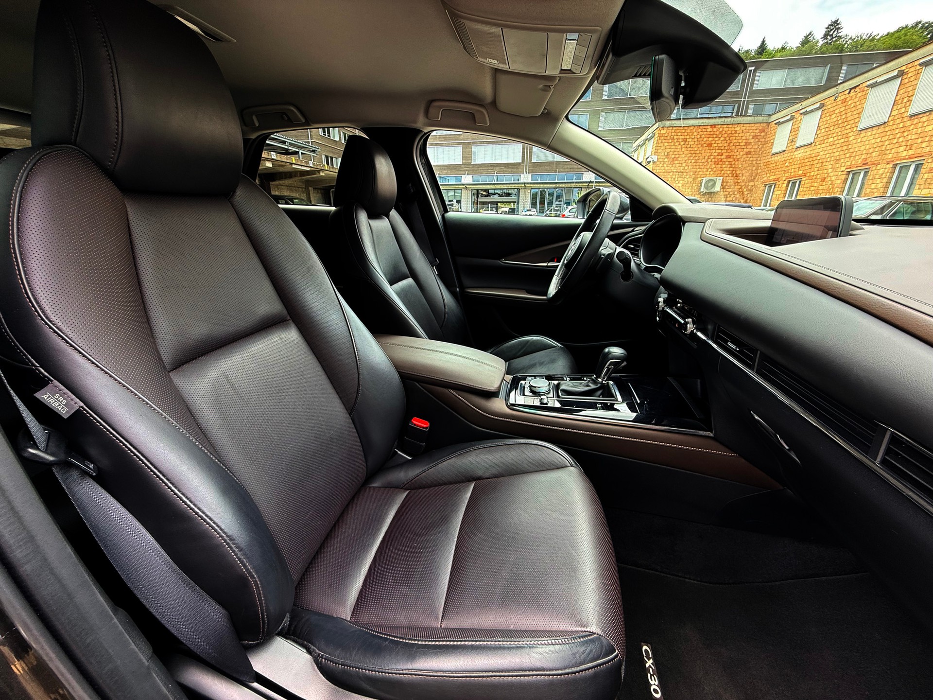 MAZDA CX-30 SKYACTIV-X M Hybrid 180 Revolution AWD Automat Leder-image-7