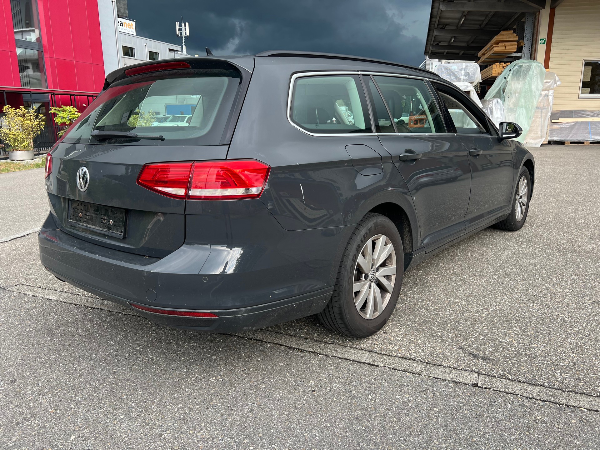 VW Passat Variant 2.0 TDI BMT Highline*Apple Carplay*-image-5