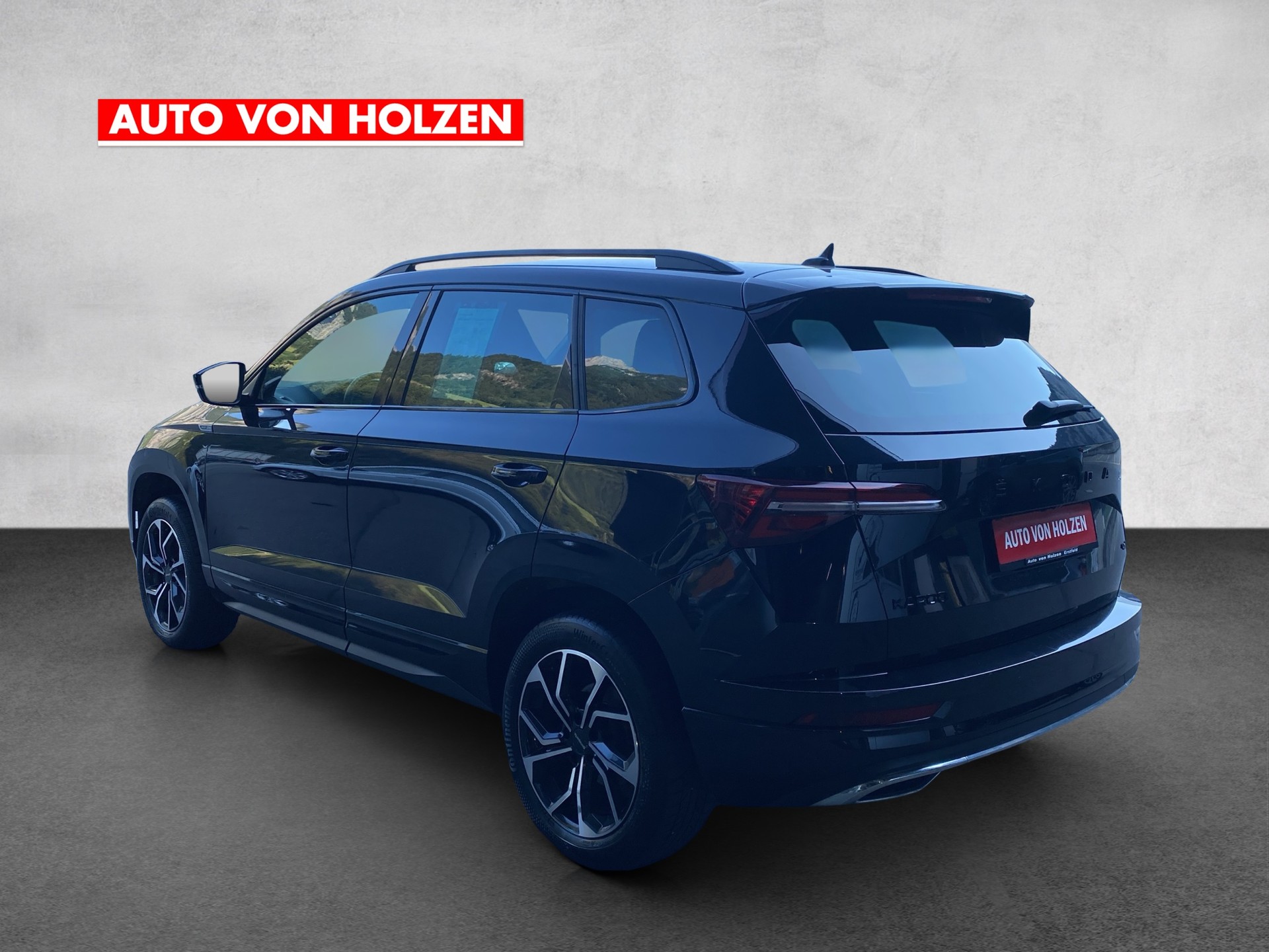 SKODA Karoq 2.0 TDI CR Sport Line 4x4 DSG-showroom-element-2