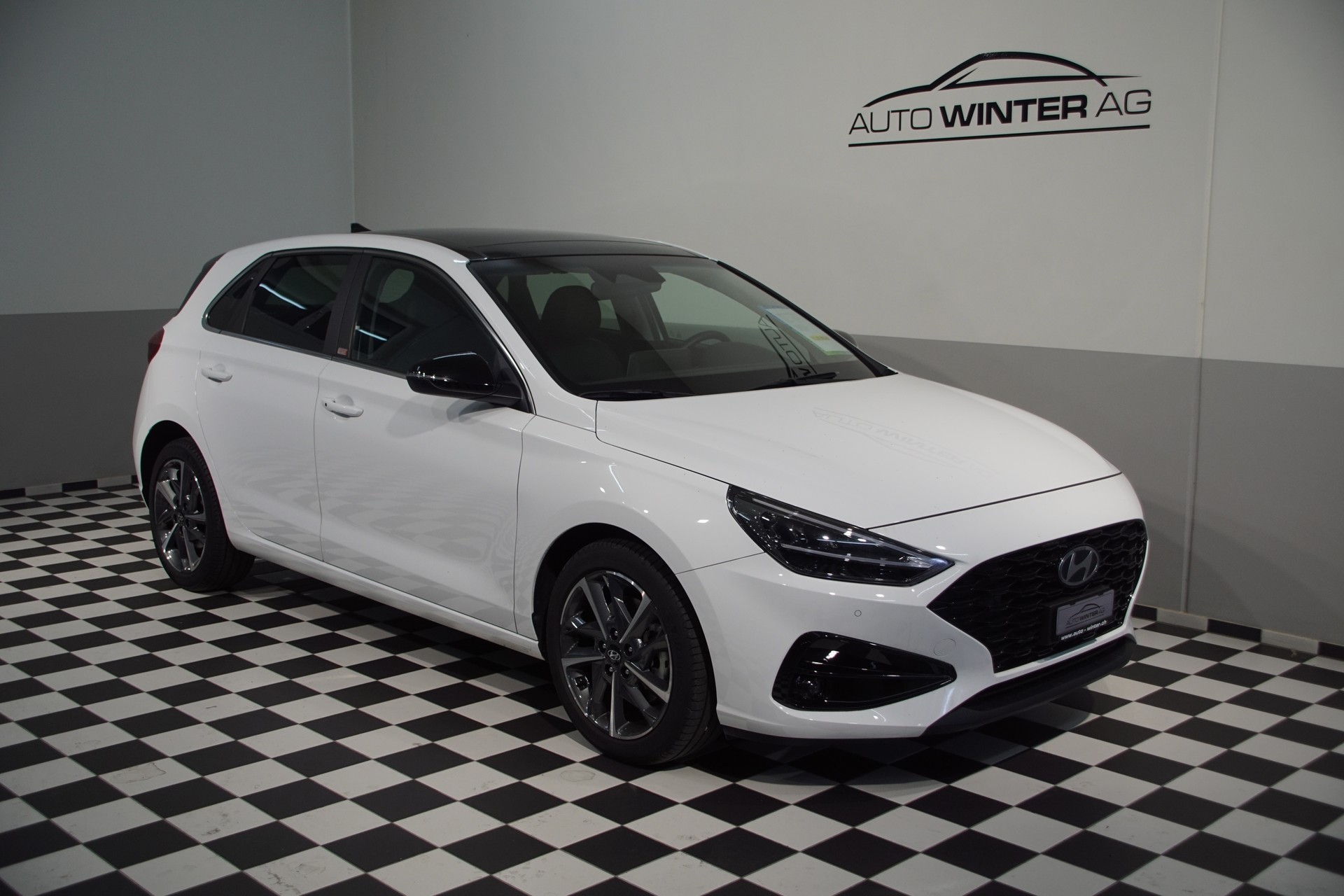 HYUNDAI i30 1.5 T-GDi Vertex 48V MH DCT *swiss*-showroom-element-1