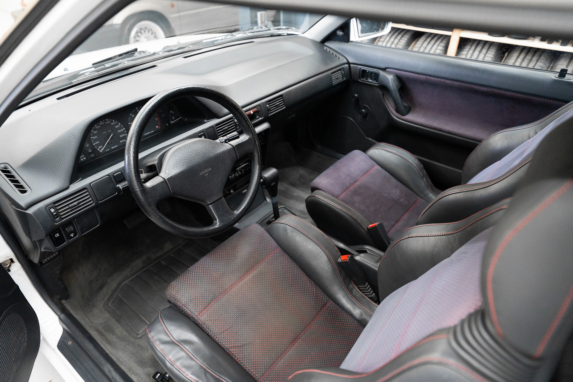 MAZDA 323 1.6i 16V ULTRA-S-image-10