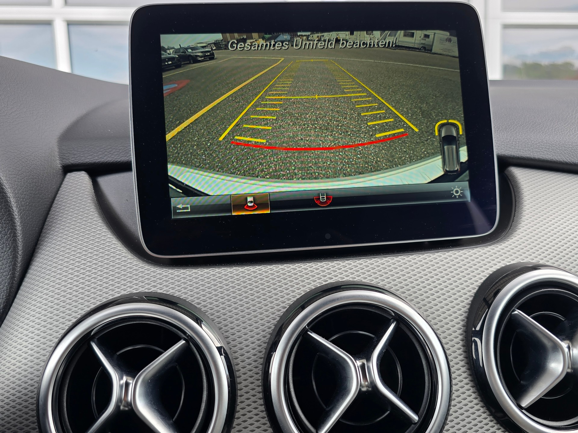 MERCEDES-BENZ B 180 Urban 7G-DCT-image-20