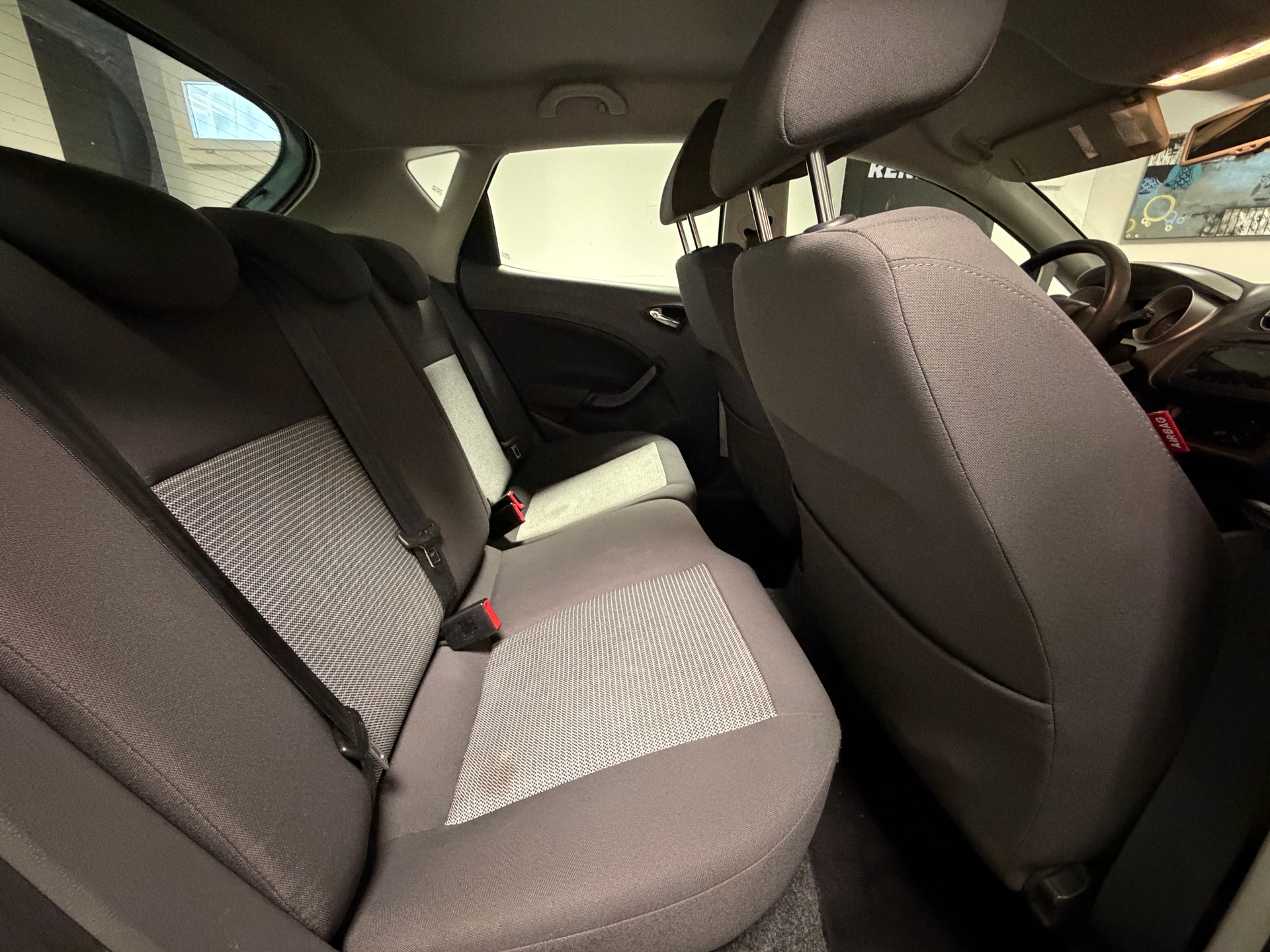 SEAT Ibiza 1.4 Sport-image-18