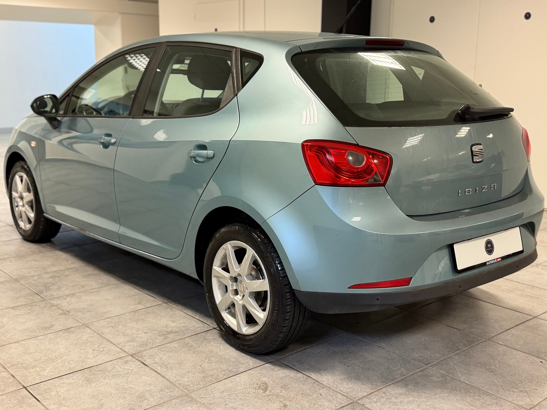 SEAT Ibiza 1.4 Sport-image-6