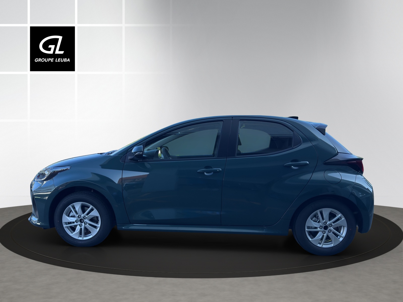 MAZDA 2 Hybrid Centre-Line-showroom-element-2