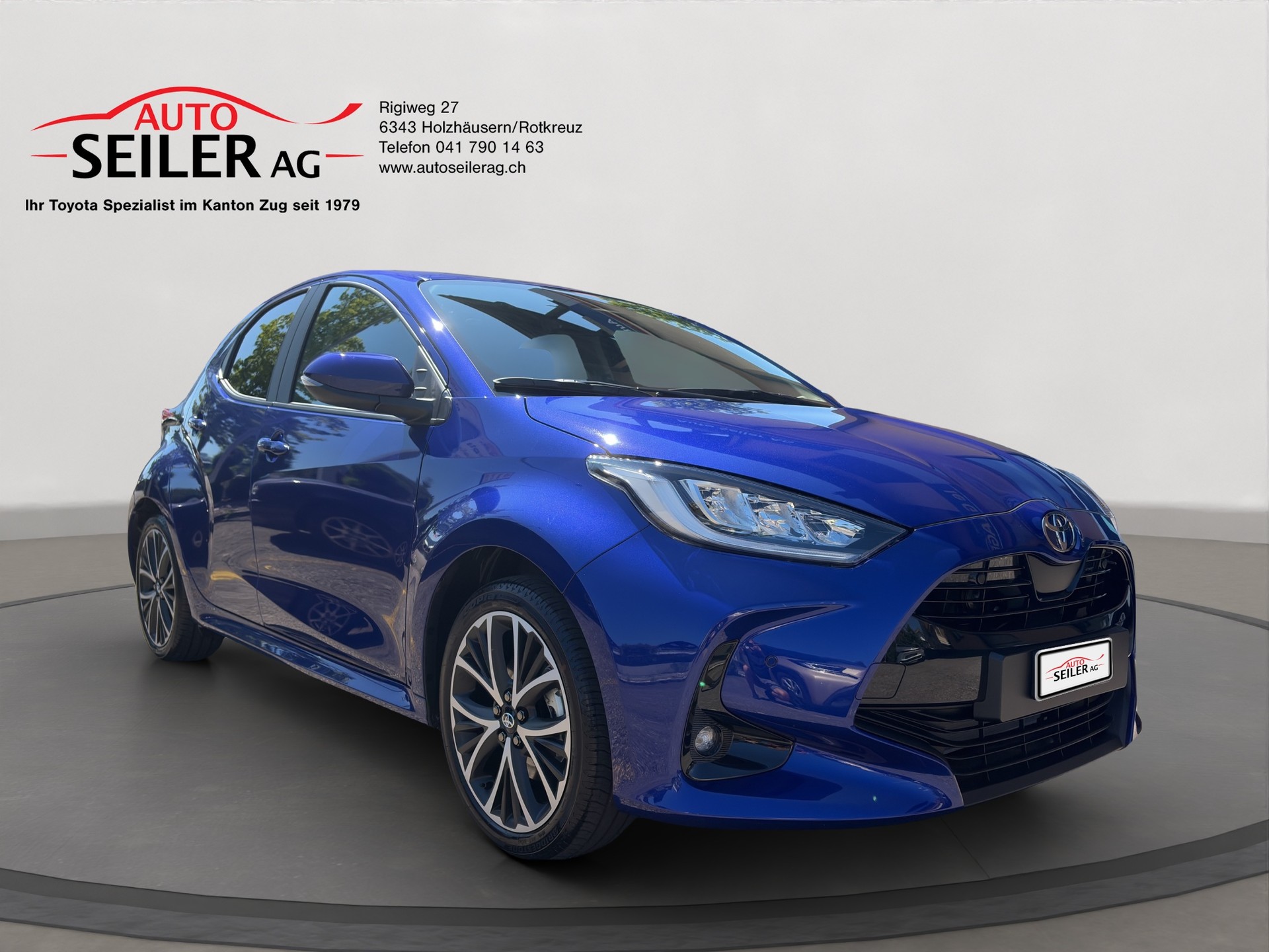 TOYOTA Yaris 1.5 Trend e-CVT-showroom-element-1