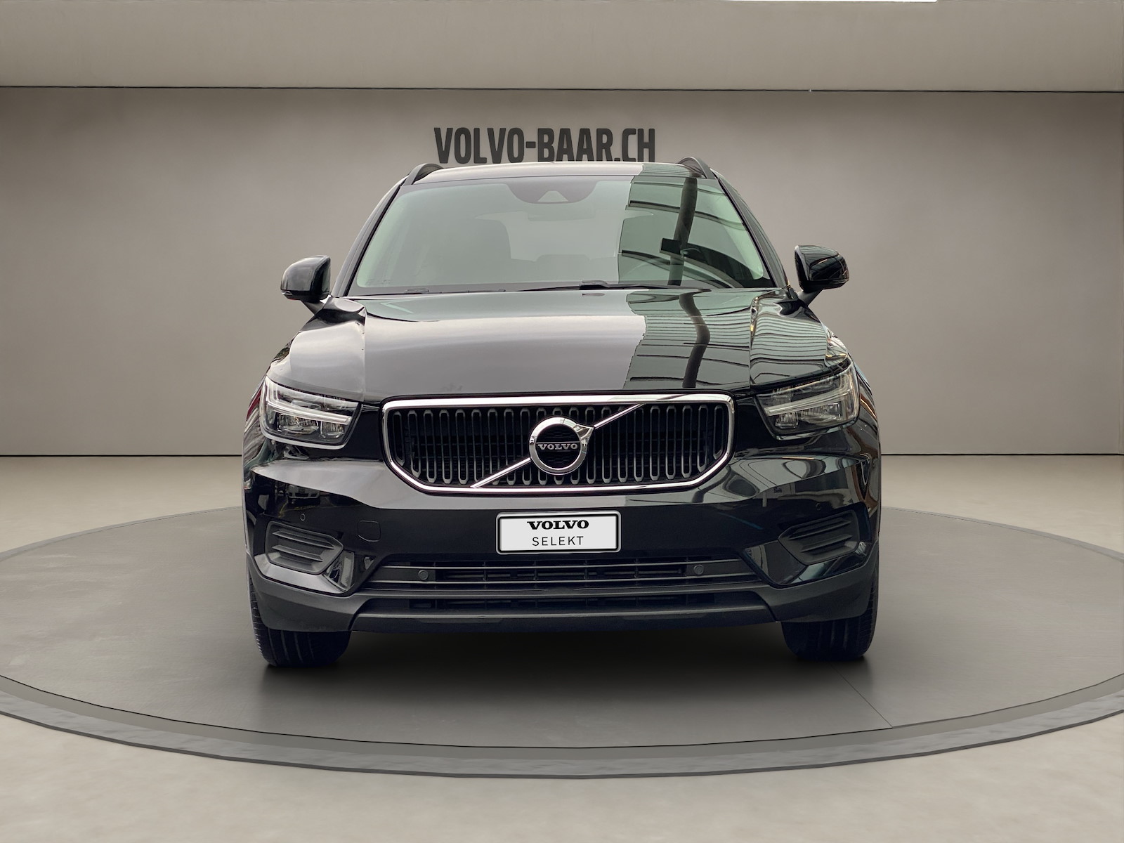 VOLVO XC40 1.5 T3 Momentum Light-showroom-element-3